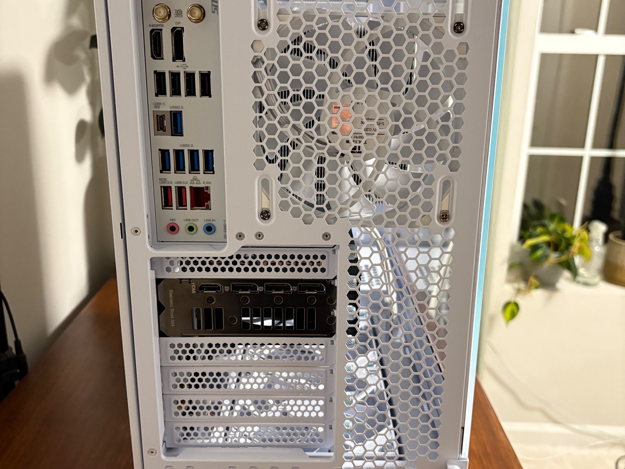 RTX 4070TI | Ryzen 7 7700X | 32GB DDR5 | 1TB SSD | 850W Gold PSU | ARGB Fans | Lancool 207