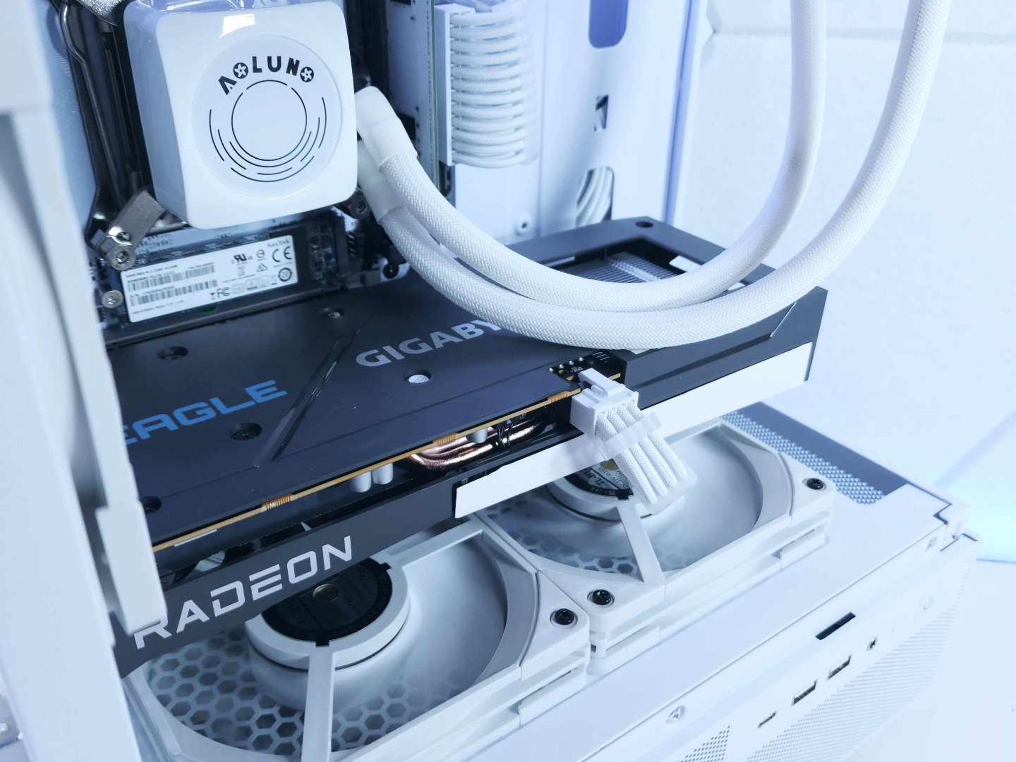 🤍🤍1080p Gaming | RX 6600 | Core i7 5820K | 16GB 3000MHz* | 512GB M.2 SSD
