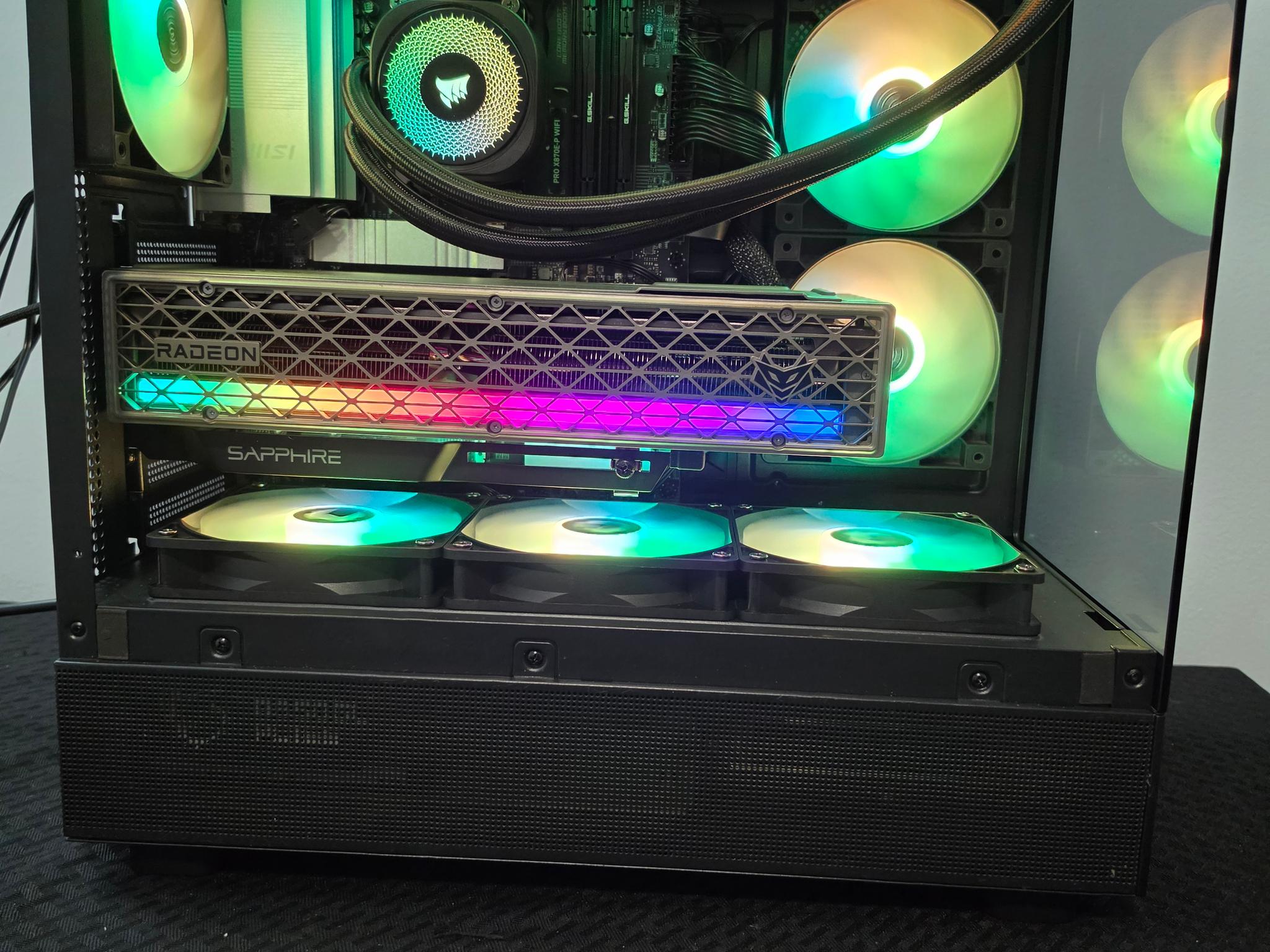 RX 9070 XT-Ryzen 9 9900x-32 GB DDR5 6000-2 TB SSD Beast Gaming PC