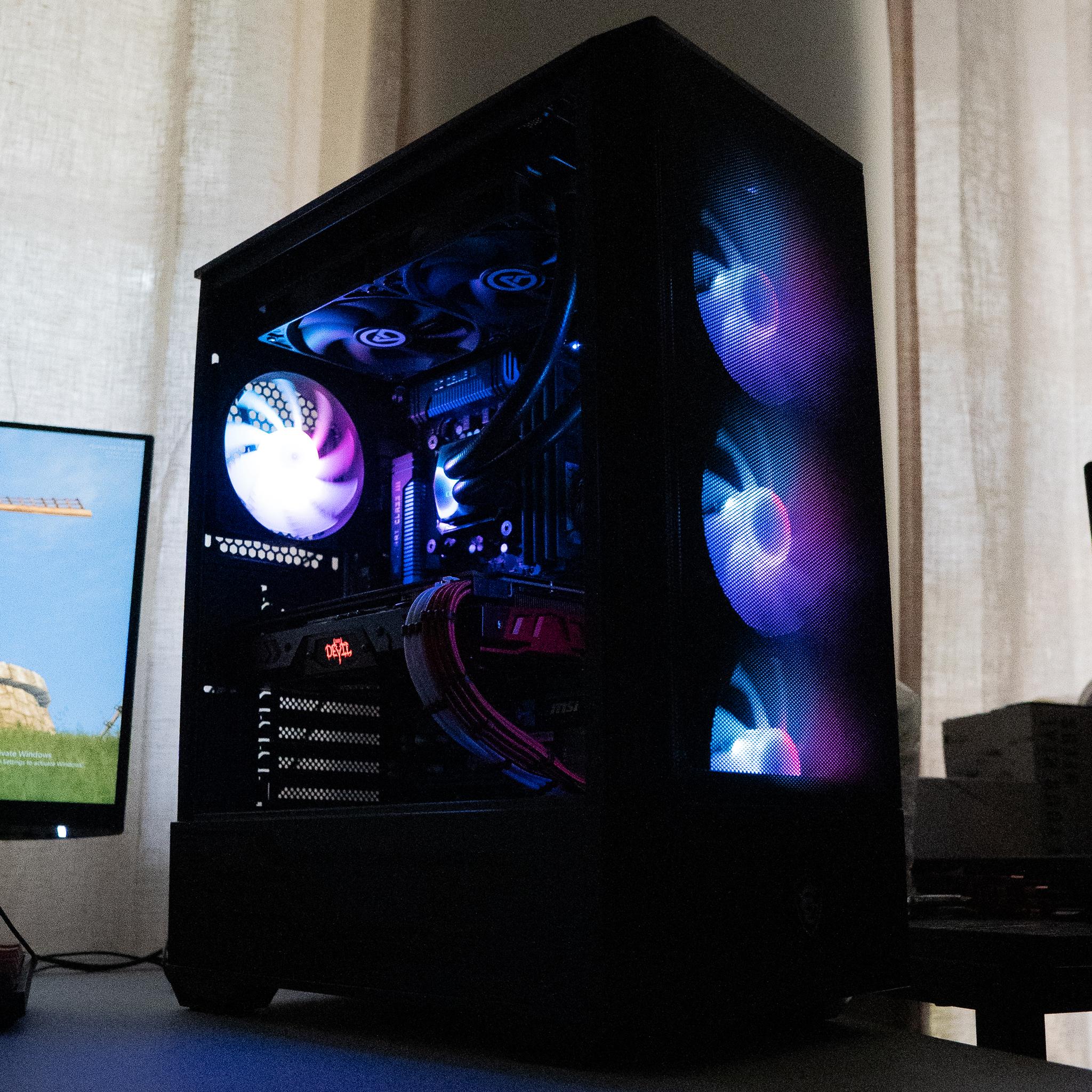 🩸🩸 | RX 580 8GB | INTEL i5 3570K | 16GB RAM | 750GB | Ruby Racer