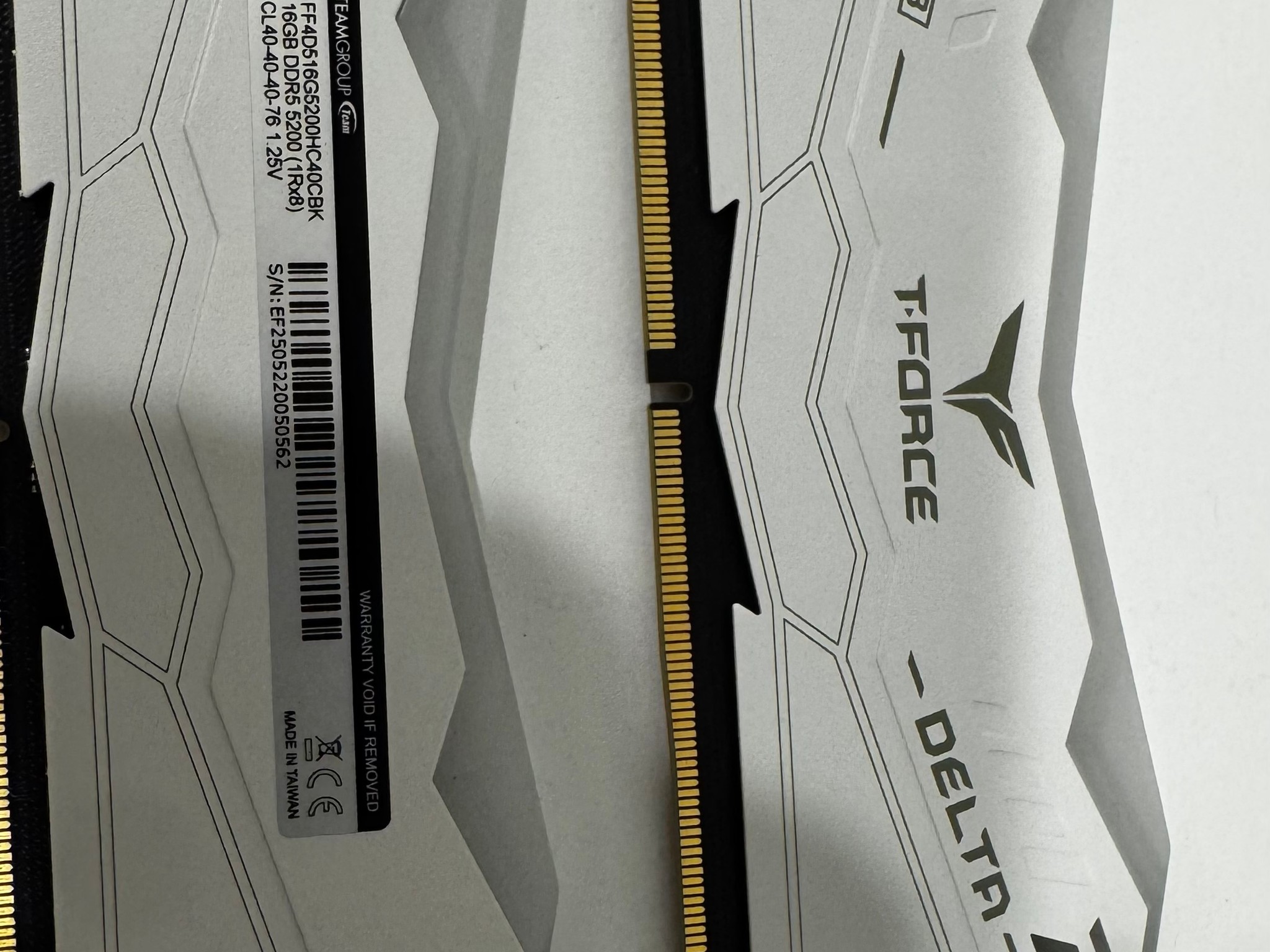 Teamgroup t-force delta RGB (WHT) ddr5 5200mhz 32gb
