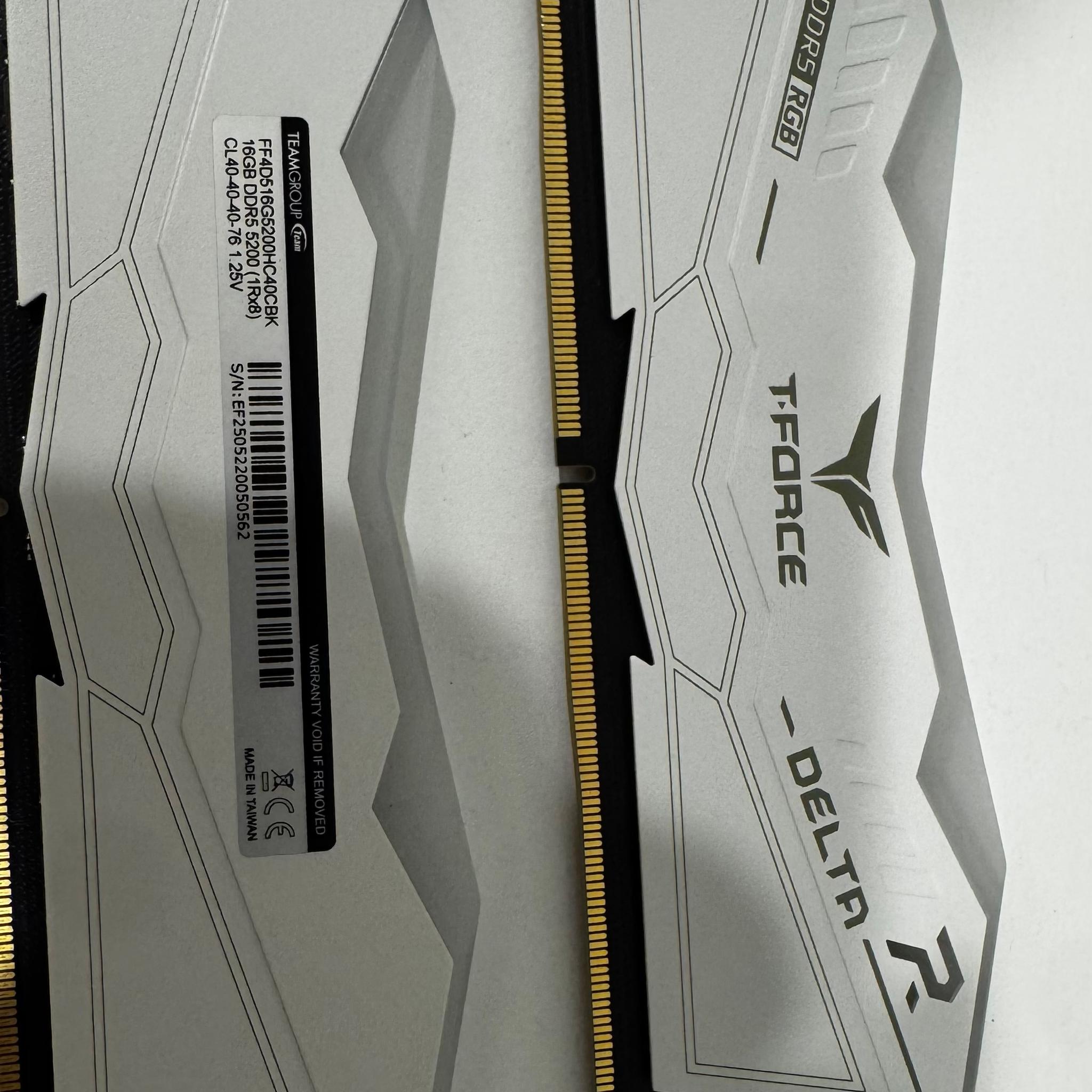 Teamgroup t-force delta RGB (WHT) ddr5 5200mhz 32gb