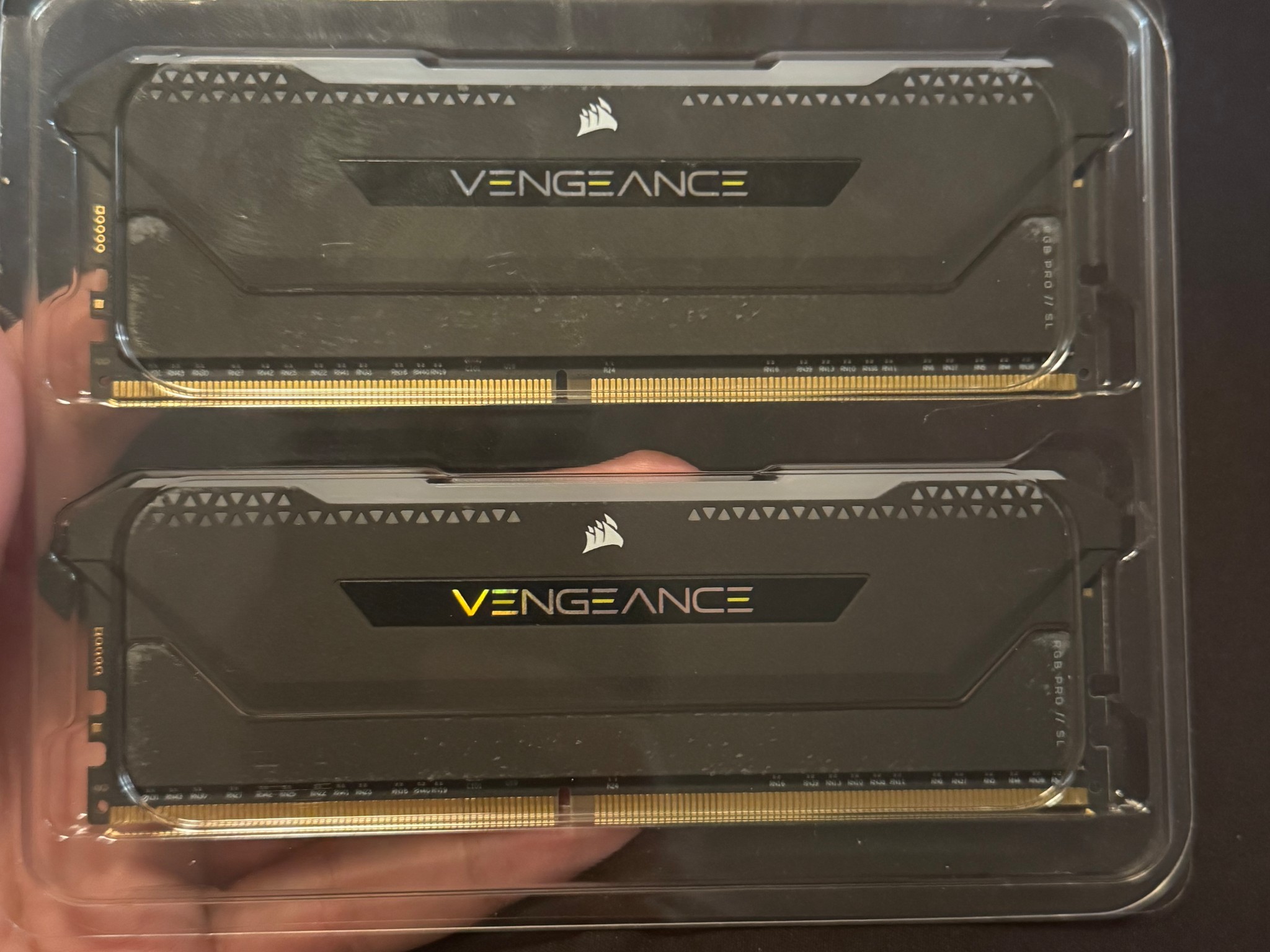 CORSAIR VENGEANCE RGB PRO SL DDR4 RAM 32GB