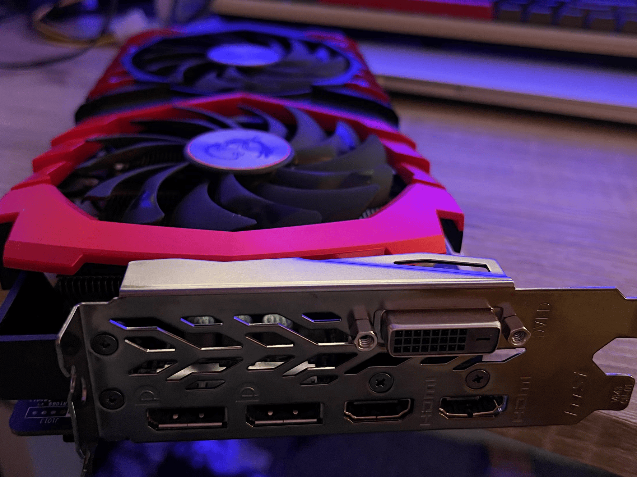 MSI RX 480 4 GB GPU (1 malfunctioning HDMI port)