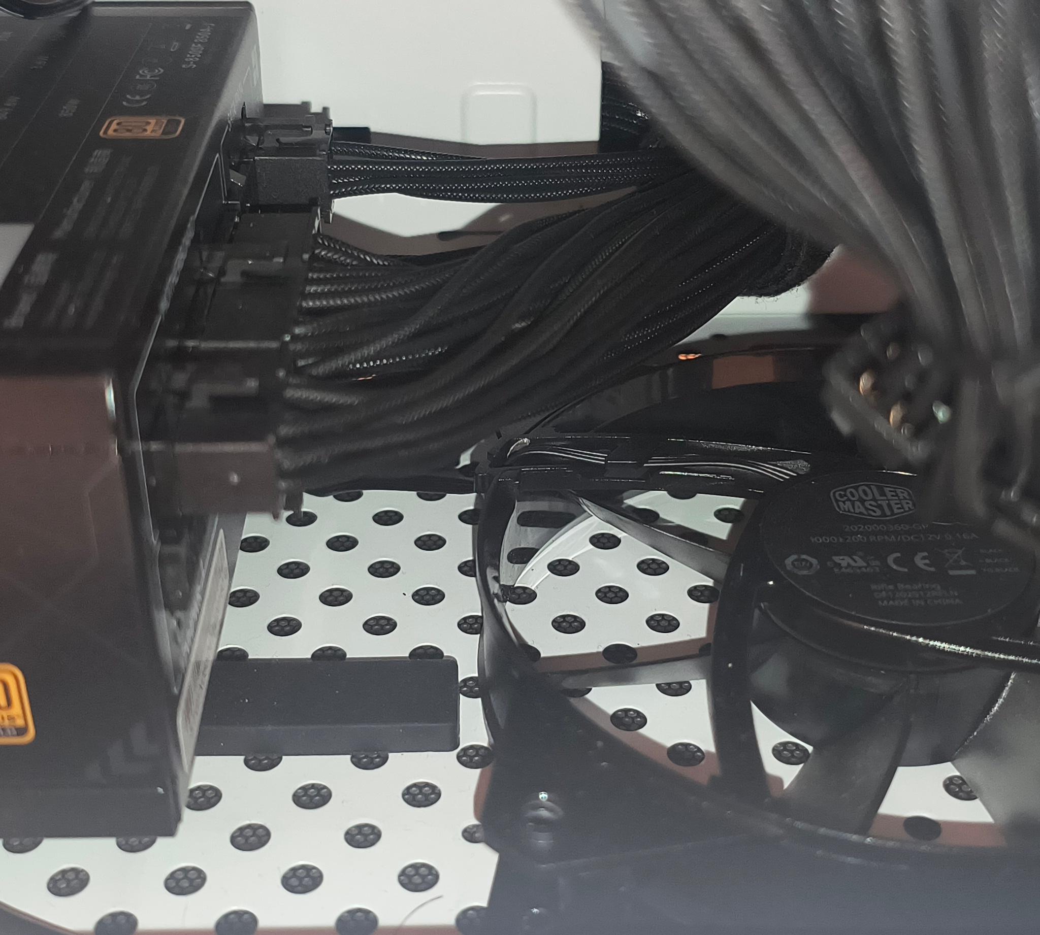 AMD 9070 GAMING PC