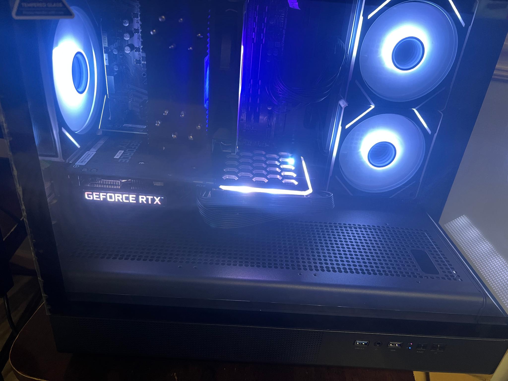 Ryzen 7 5700x| RTX 3060 | 16GB DDR4