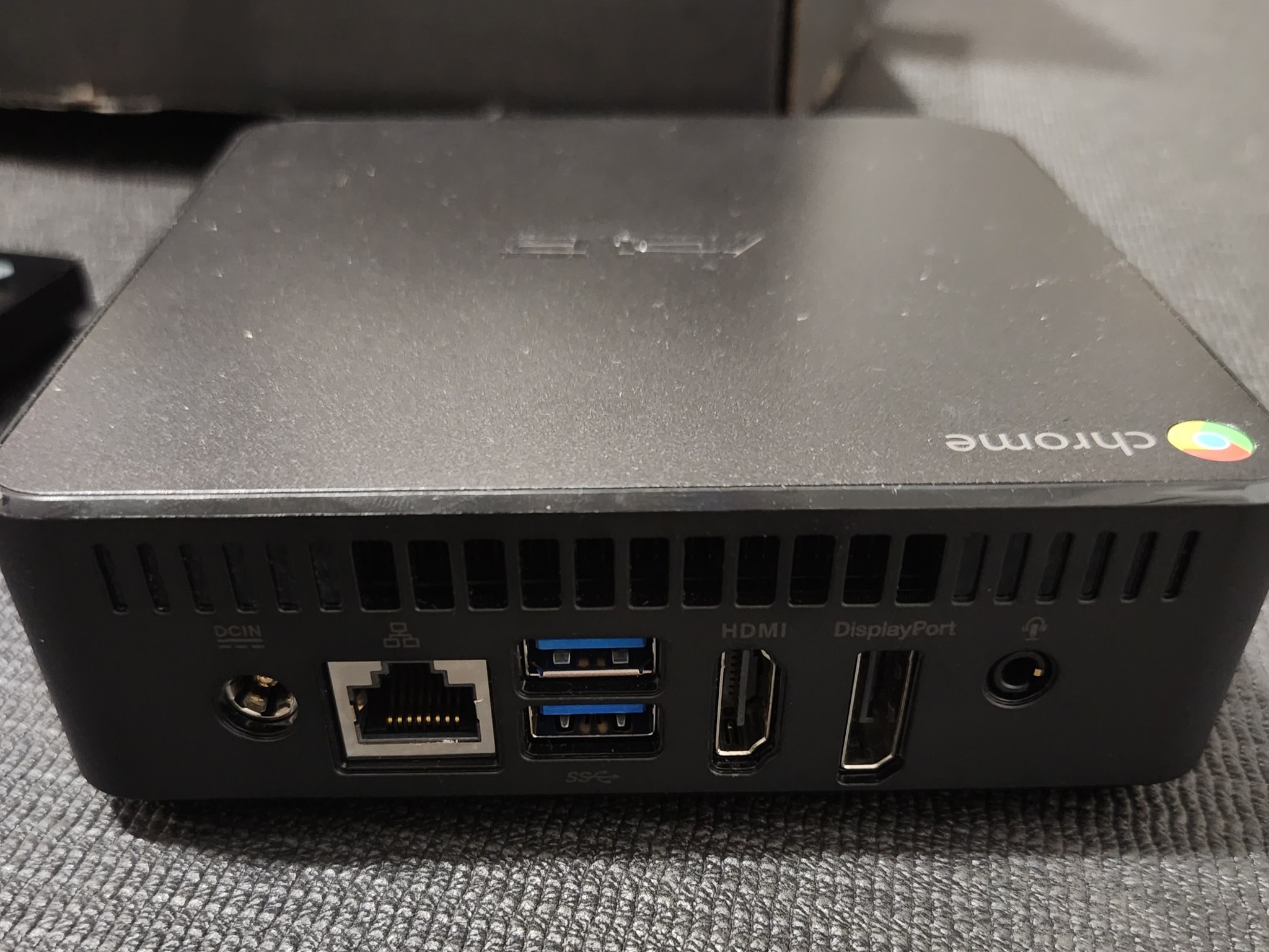 Asus Chromebox 2 G015U Chrome OS BLACK - NO keyboard NO Mouse