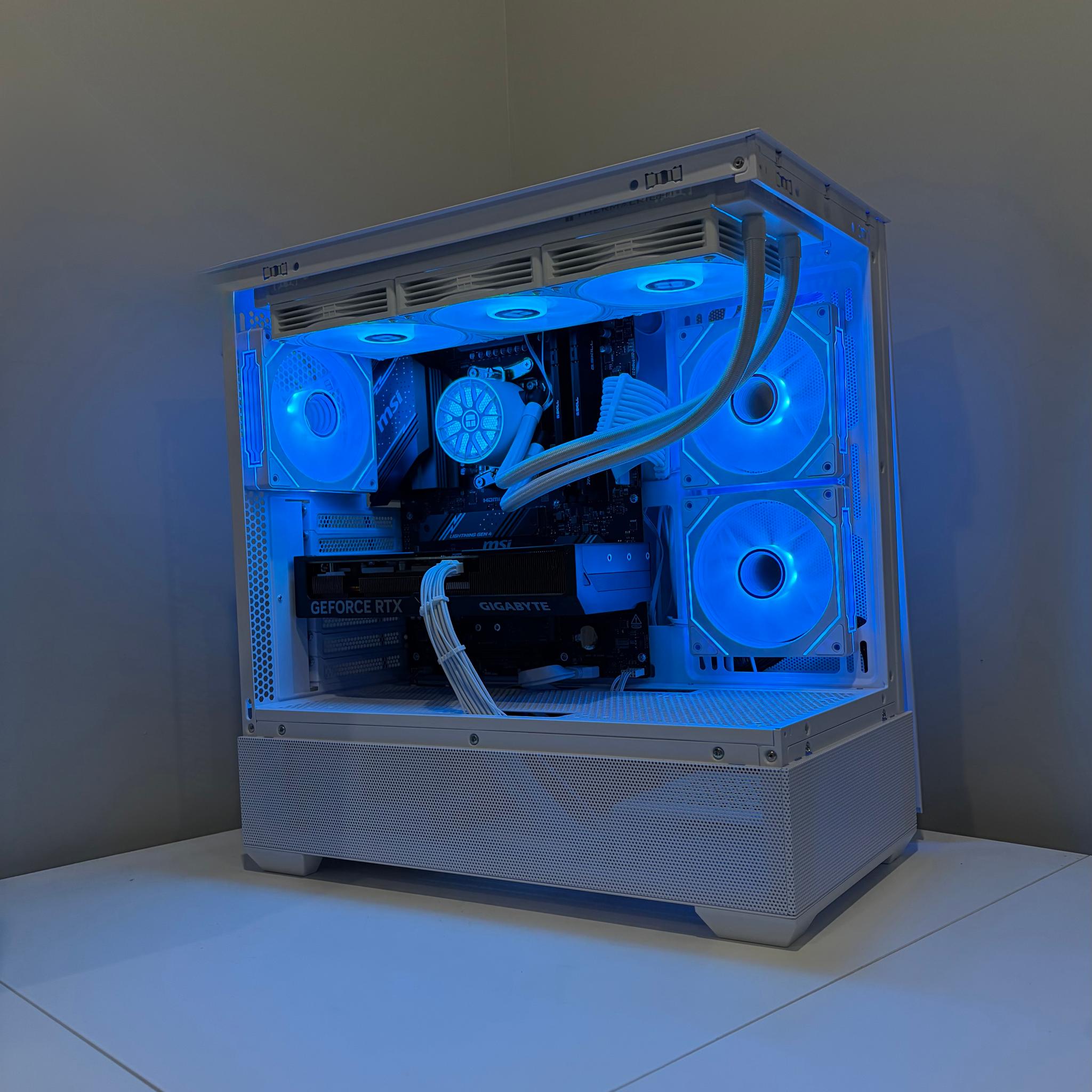 RTX 4070 Super | Ryzen 7 7700x | 32GB DDR5 RAM | 1TB SSD | Gaming PC