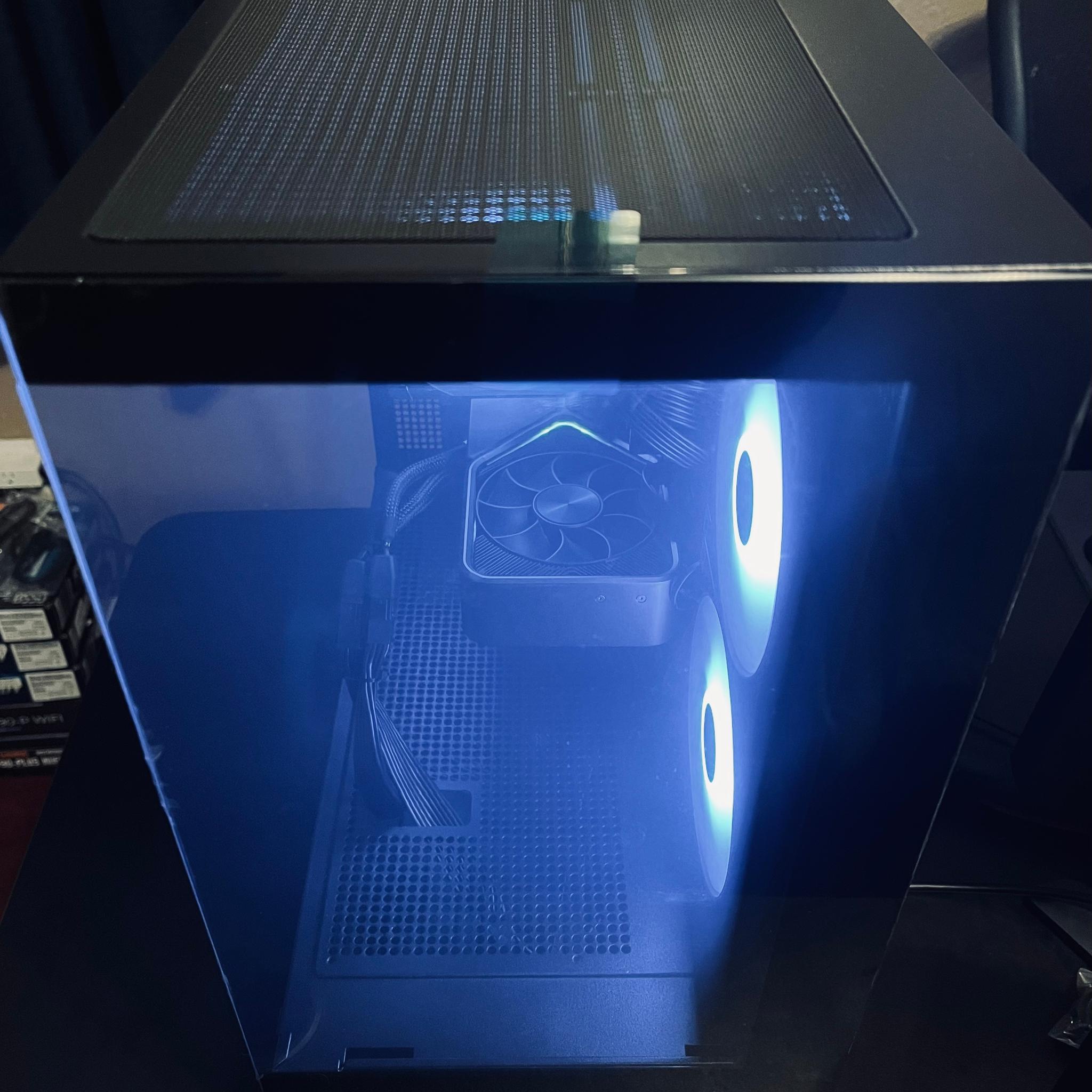 Pro Gaming PC |RTX 3080 // Ryzen 7700X // 32GB DDR5|