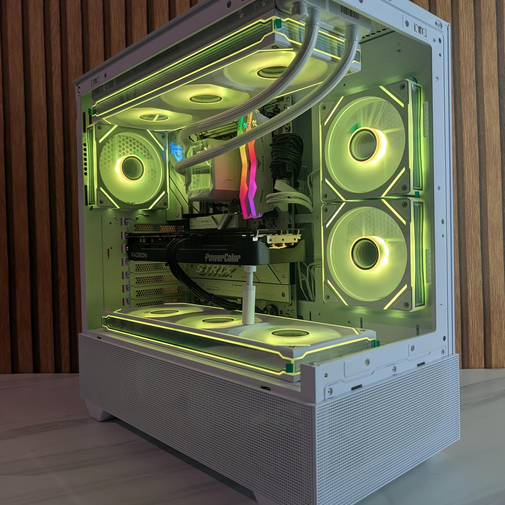 RX 9070XT 16GB | RYZEN 5 9600X | 1TB NVME | 16GB DDR5 | 850W