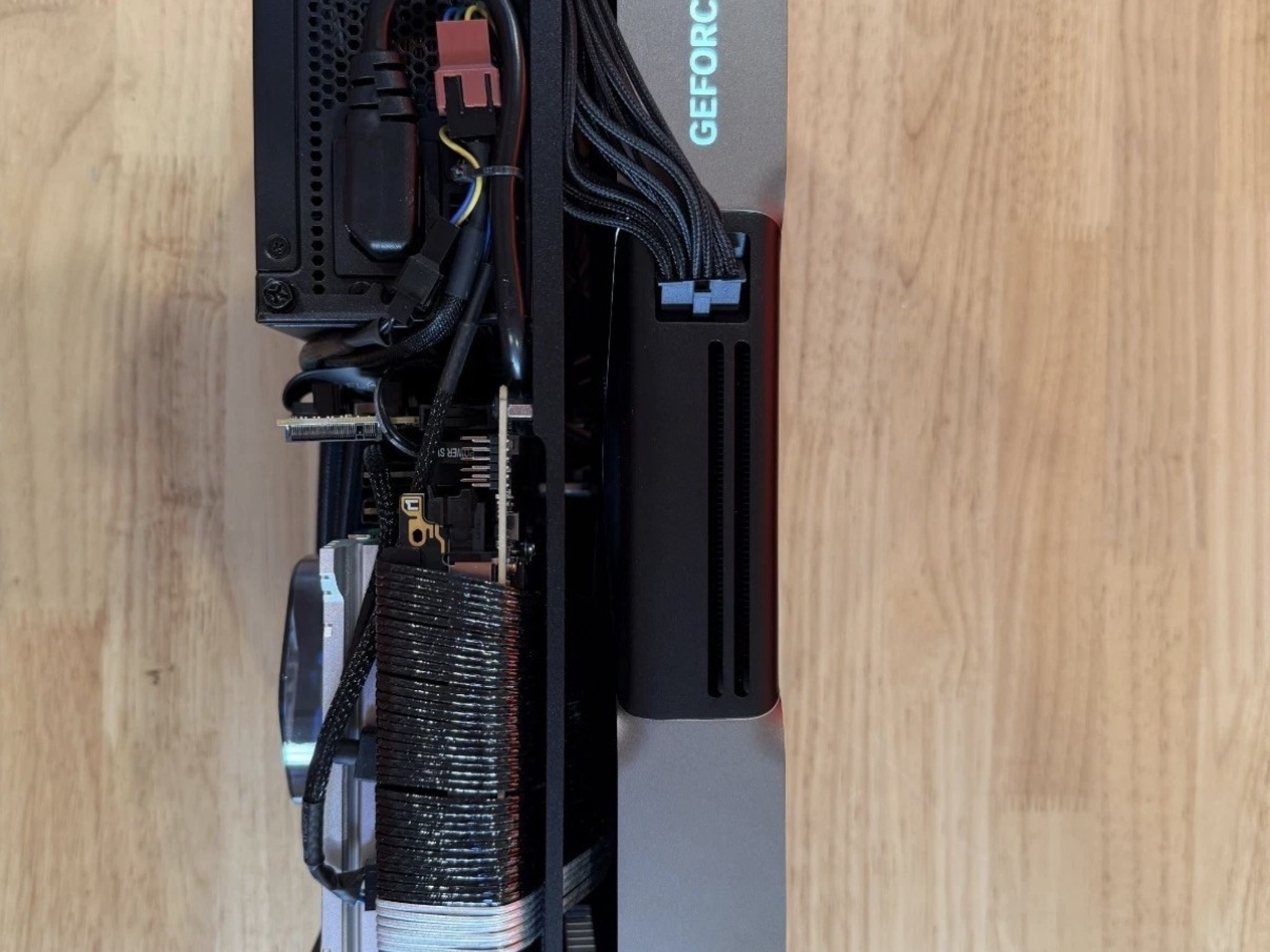 FORMD T1 | RTX 5080 | Ultra 7 265KF | 8TB NVME SSD | 128GB Ram