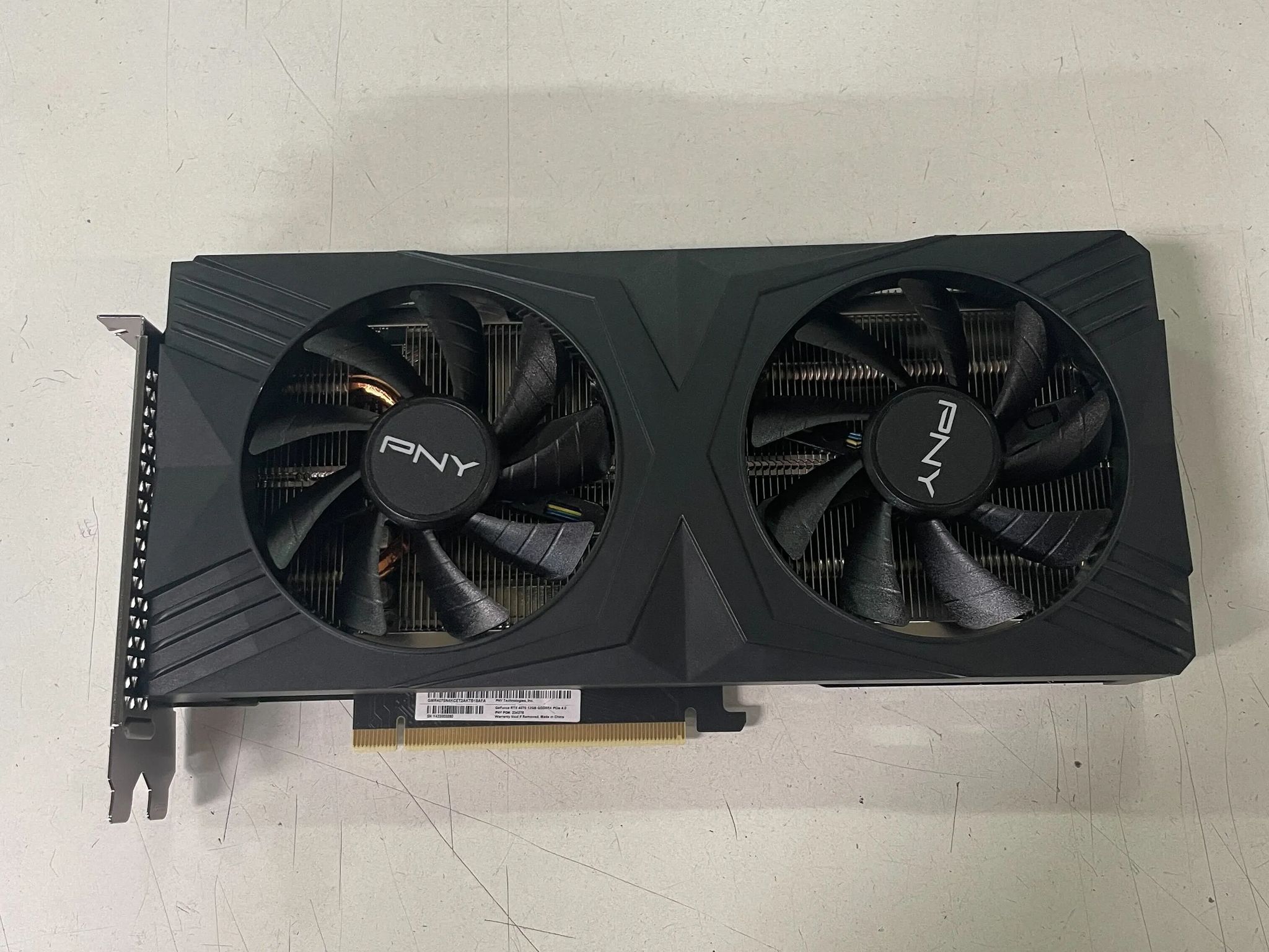 PNY RTX 4070 12GB - Y423003090