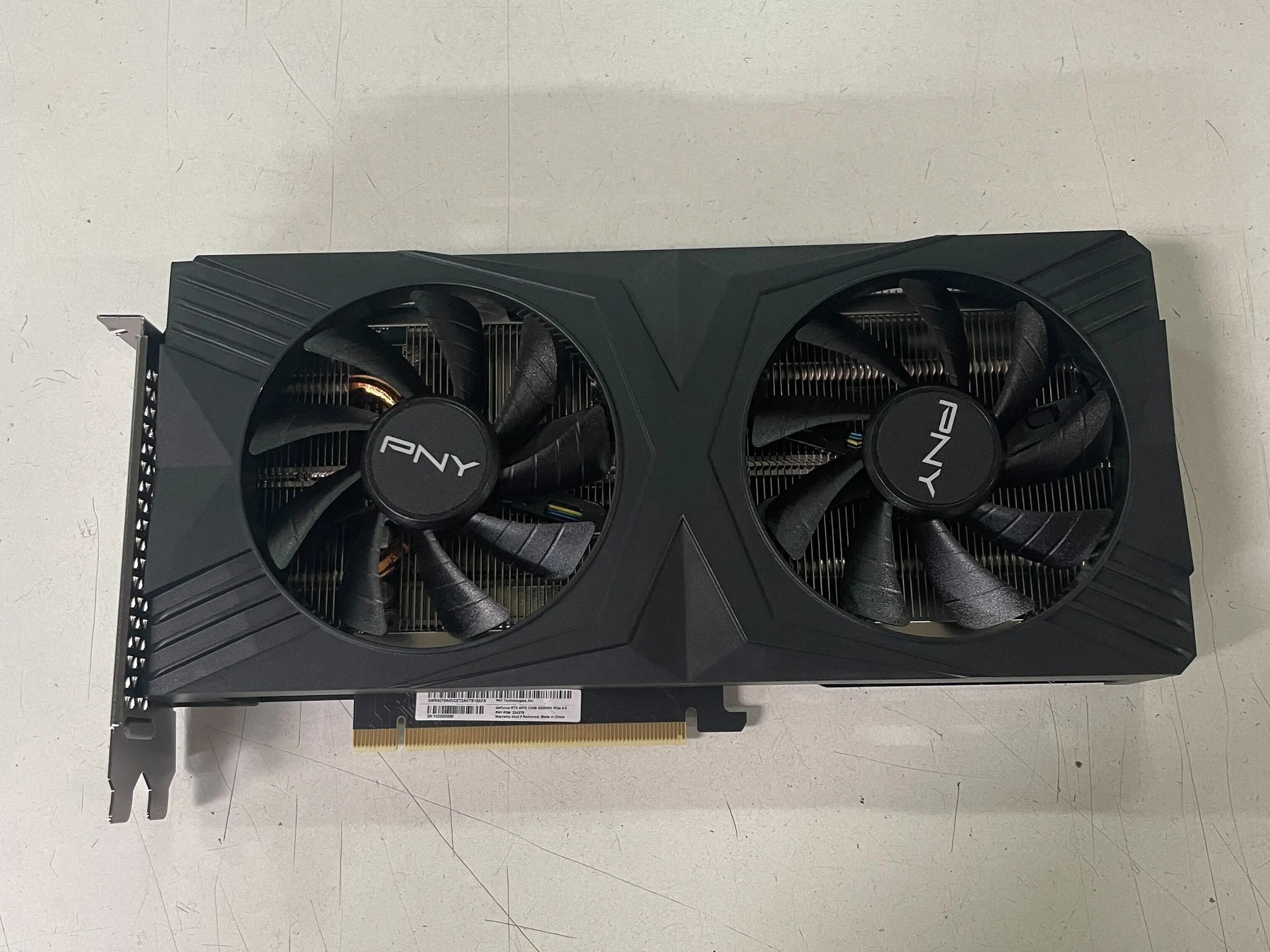 PNY RTX 4070 12GB - Y423003090