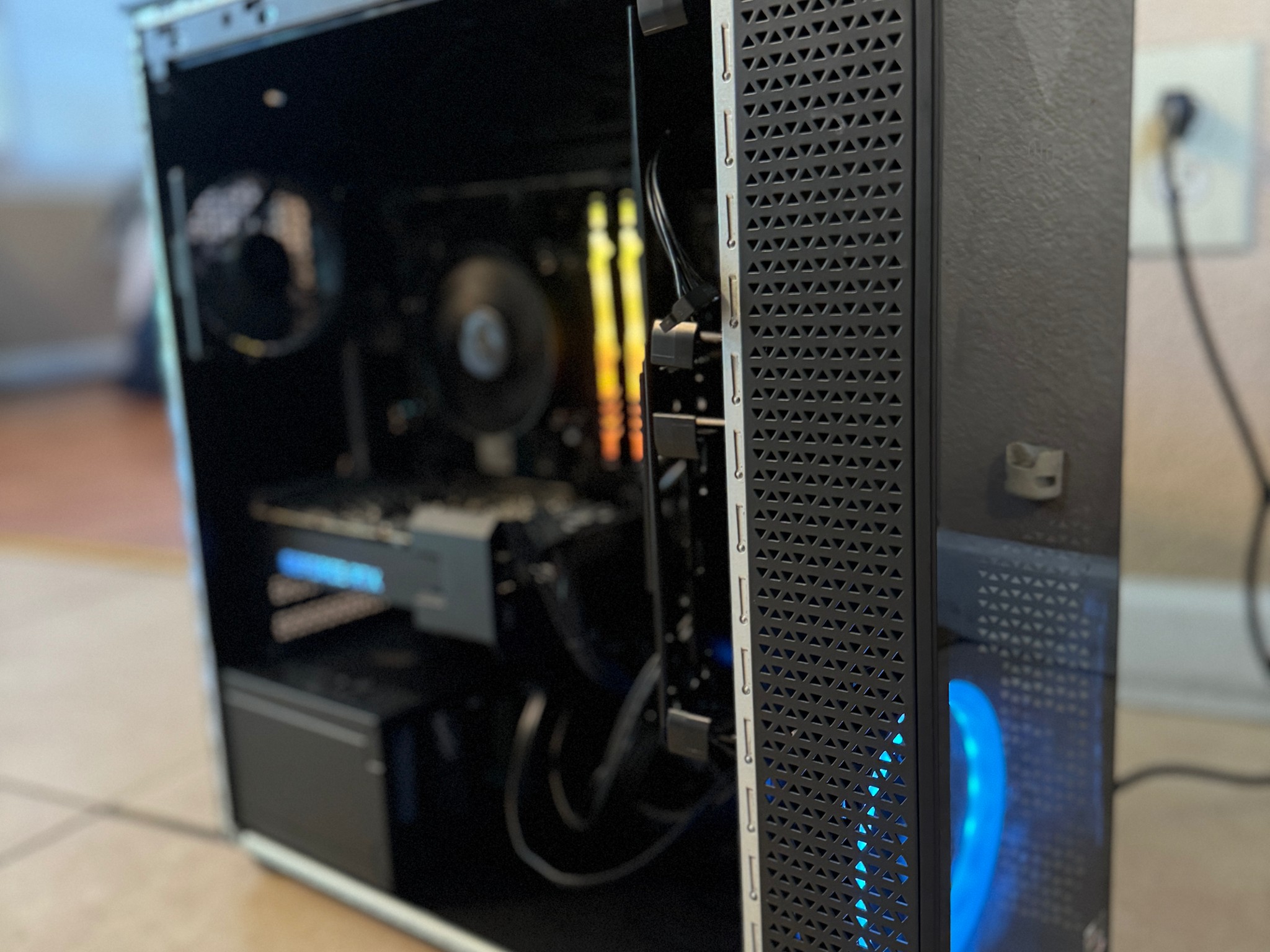 HP Omen RTX 3060 12gb 5600g 16gbddr4 1tbssd
