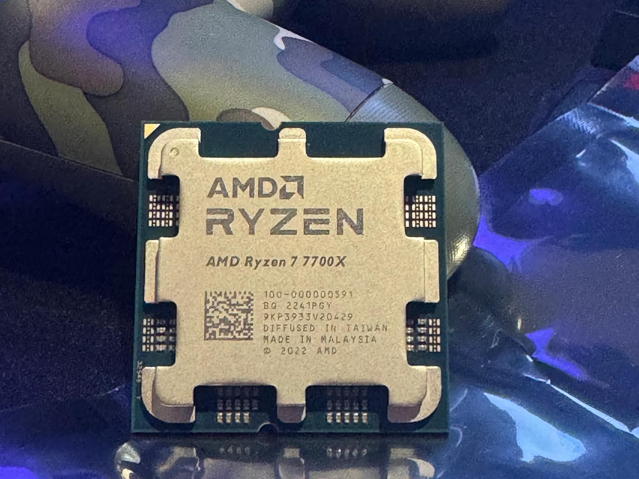 AMD Ryzen 7 7700X