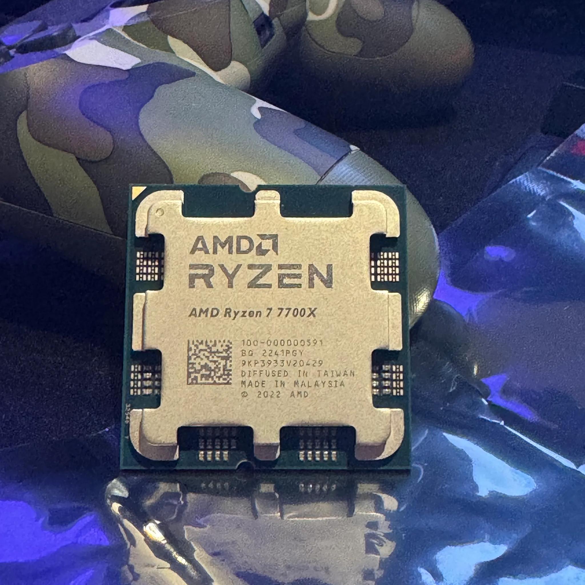 AMD Ryzen 7 7700X