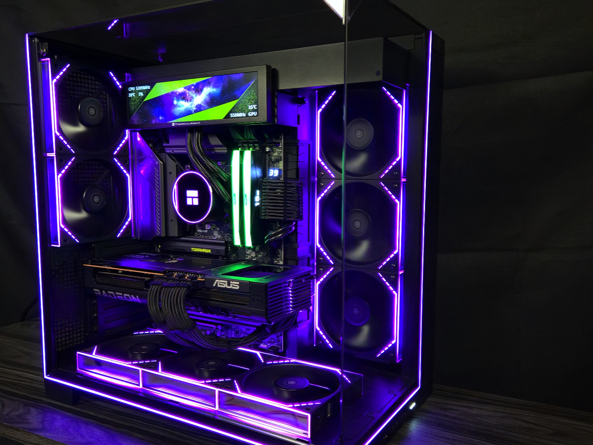 9070 XT OC - Intel Core Ultra 7 270K Plus - 32GB DDR5 6000 - 2TB NVMe - 16:9 Customizable Screen