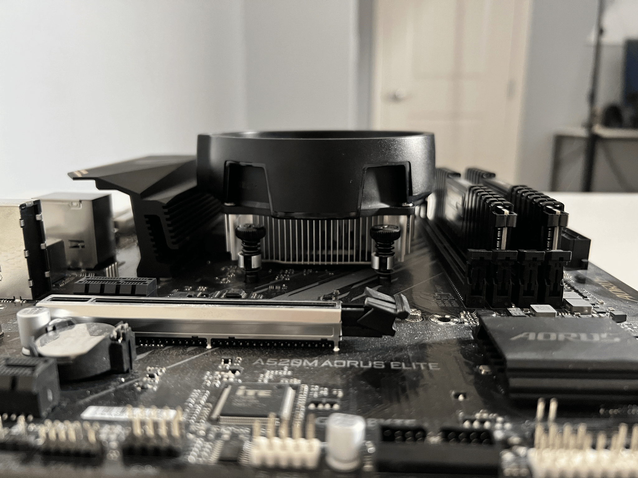 Mobo, CPU, RAM Combo [Aorus A520m, Ryzen 3100, 2x4GB 3000mhz RAM]