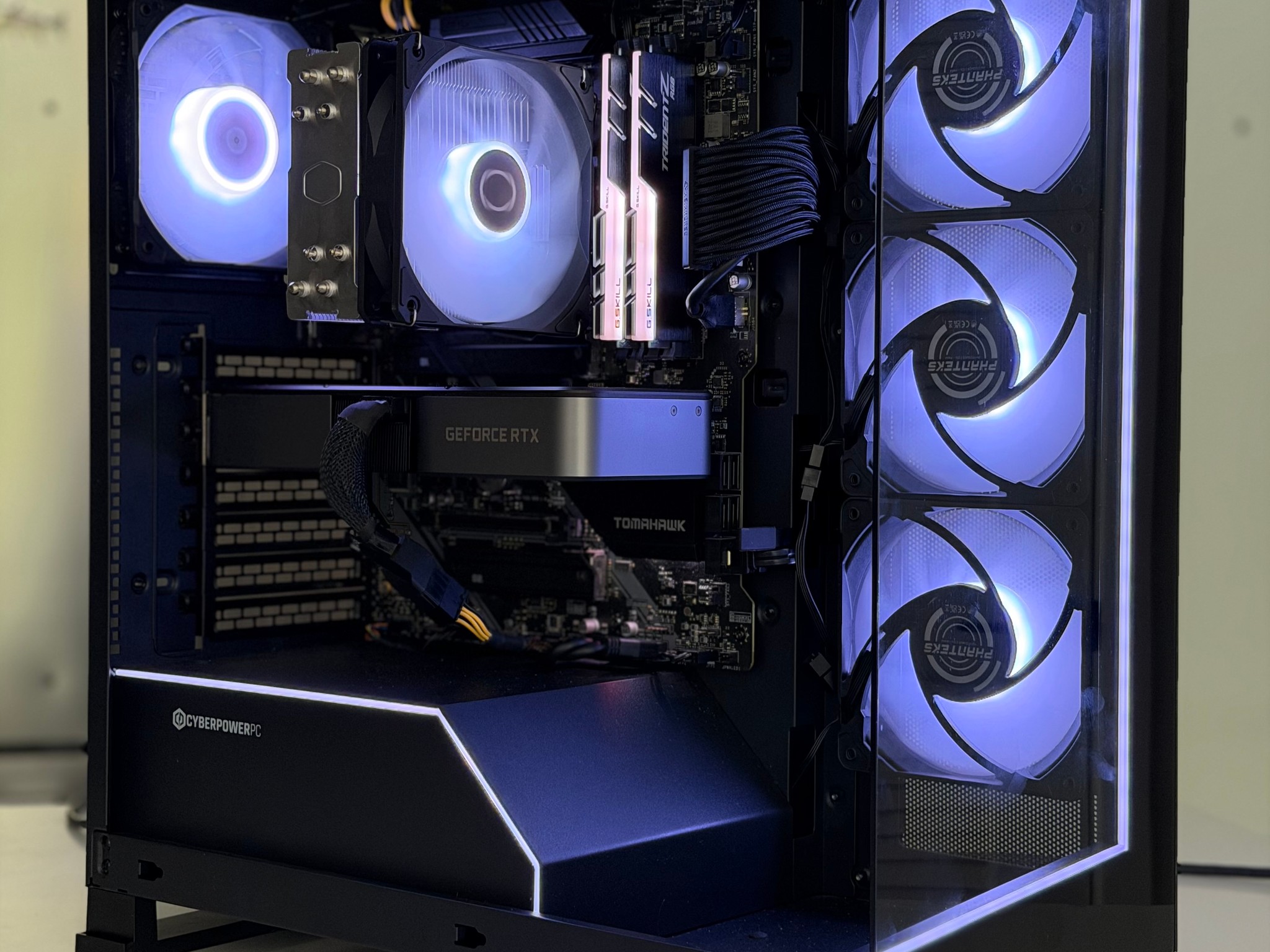 Gaming PC | RTX 3070 Founders Edition | RYZEN 7 5700X | 32GB DDR4 | 500GB SSD & 2TB HDD | WIFI & BT