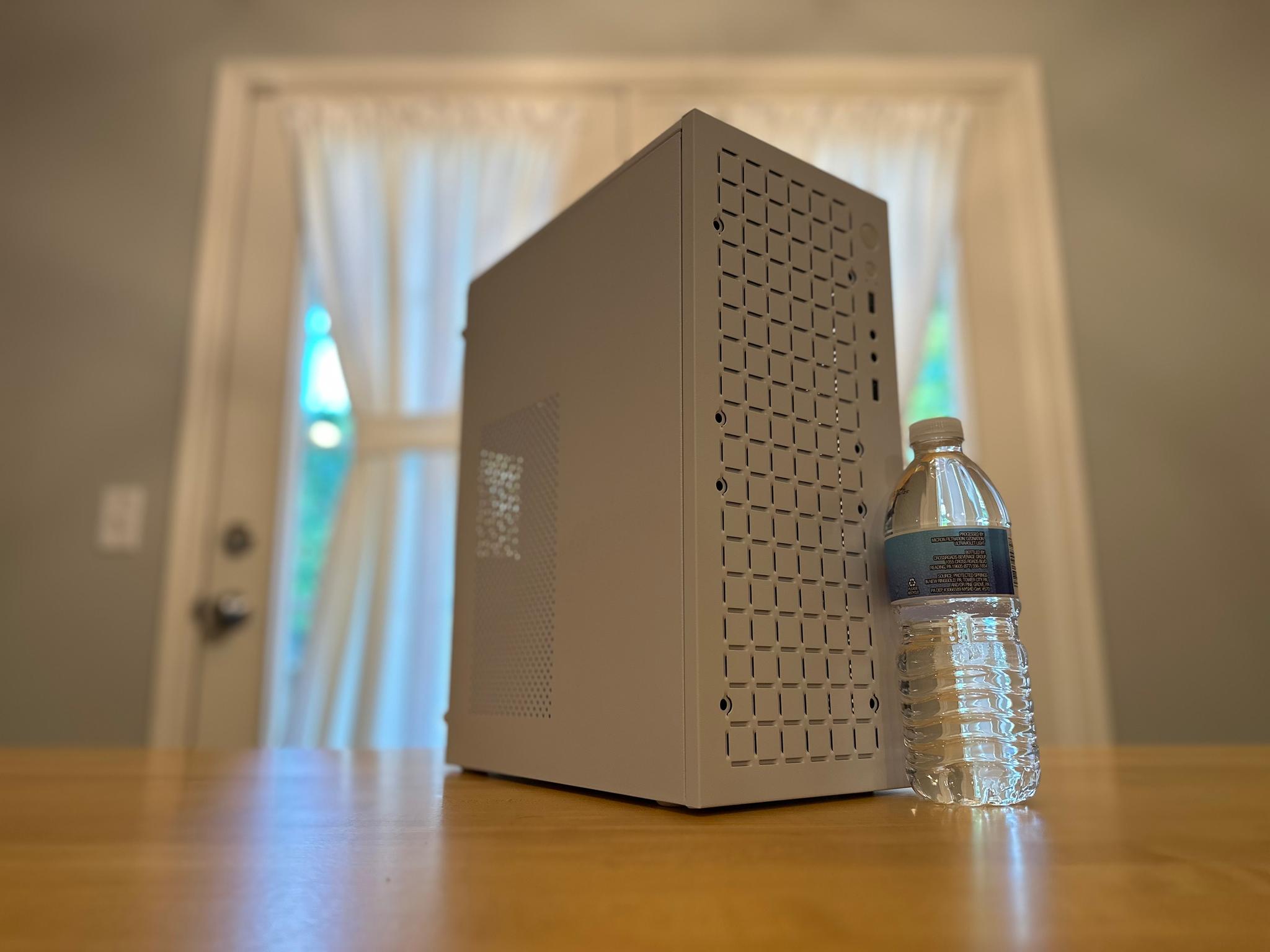 ⚪️|AMD RX 5700 8gb, 16gb Ram, 1tb SSD, 10 Core 3.4ghz Intel Processor, WiFi Compact Gaming PC
