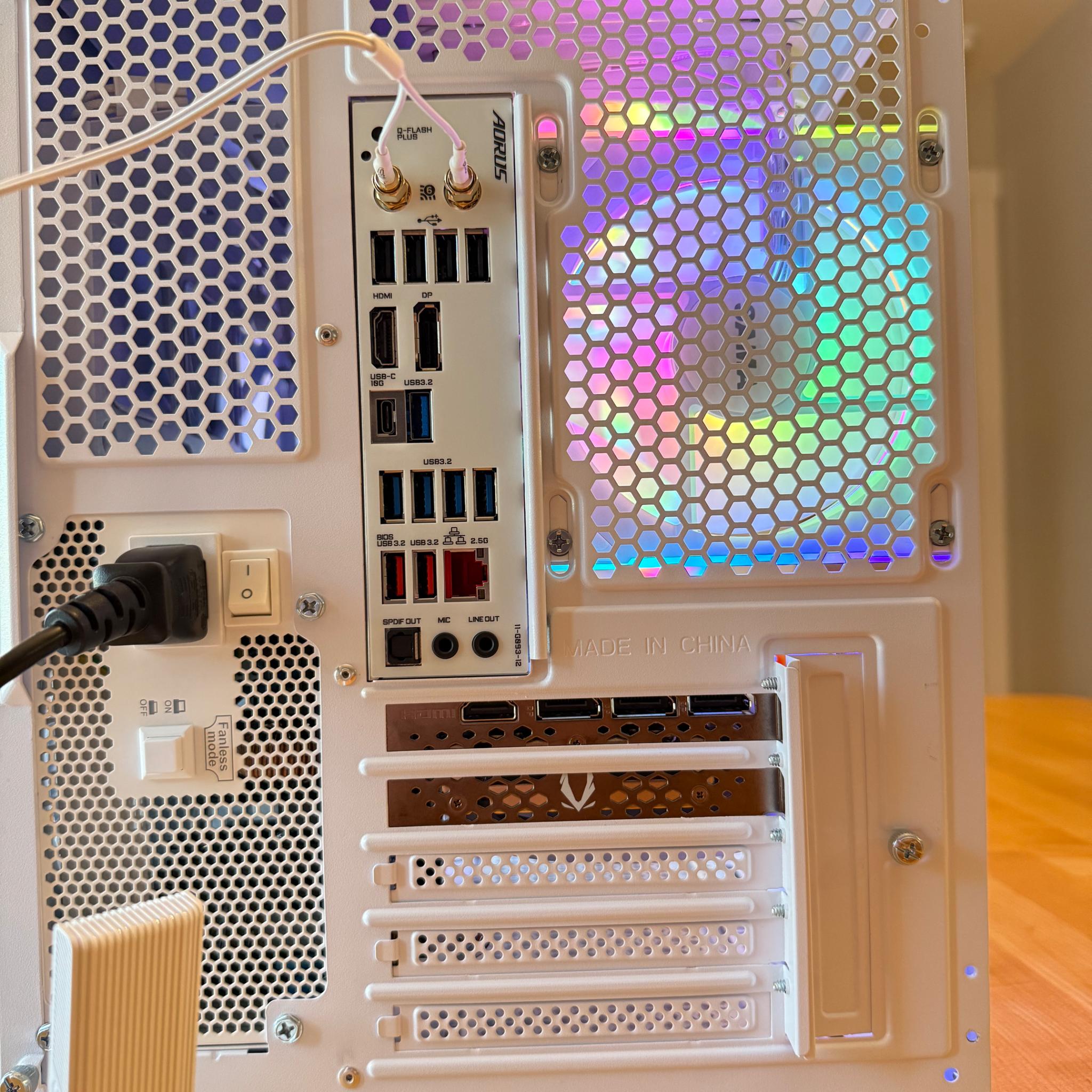 ⚪️▫️⬜️| RTX 4080 16gb, Ryzen 9800x3d, 48gb 6800cl34, 2tb SSD, ARGB WiFi Equipped Streamer Gaming PC!