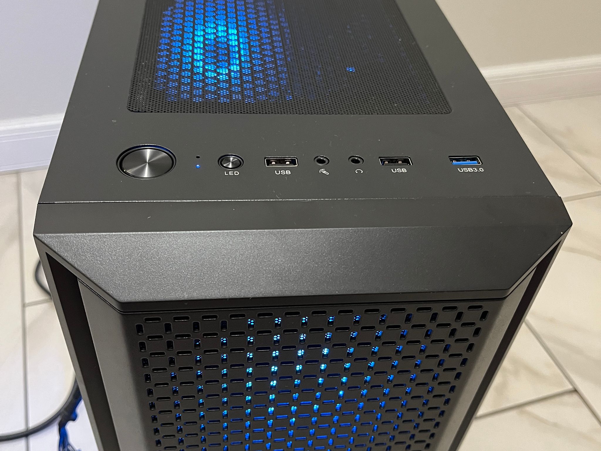 NVIDIA GTX 1080, Intel i7-4790, 16GB RAM, 1.2TB Storage, RGB Gaming PC w/ Wi-Fi & BT