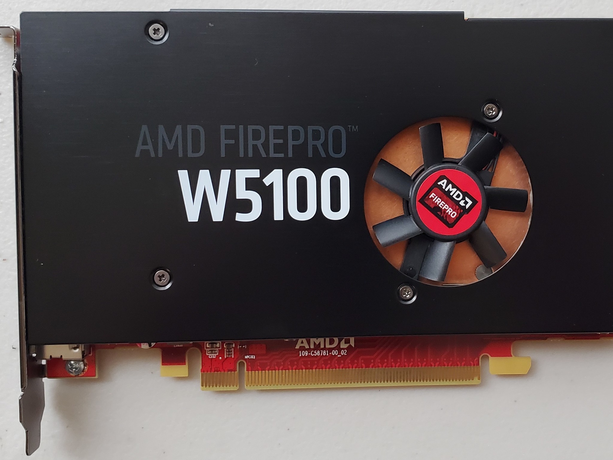 AMD FirePro W5100 4GB GDDR5 PCIe Graphics Video Card 4x DisplayPort Dell W2C47 A