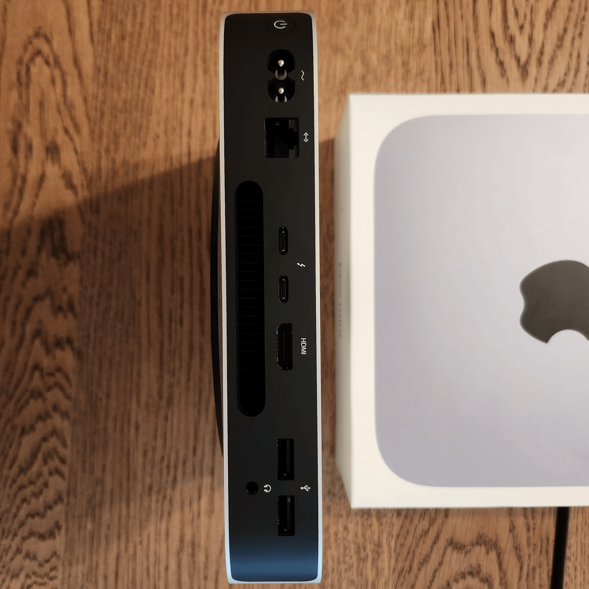 Apple Mac Mini M1 (8GB/256GB)