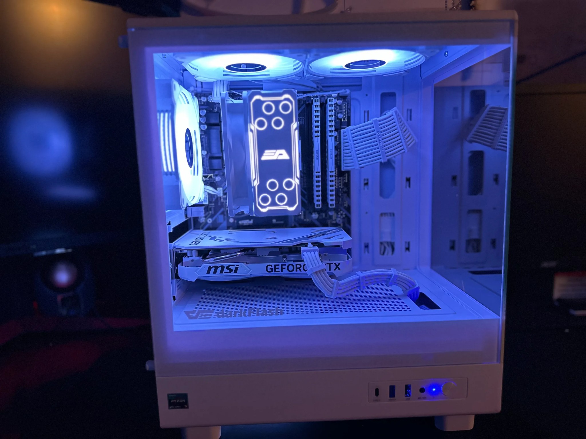 🔥WHITE-OUT🔥RYZEN 5 5600x MSI Ventus RTX 4060 OC Edition 32gb Ram 1TB M.2 SSD🔥 650w Gold R PSU🔥