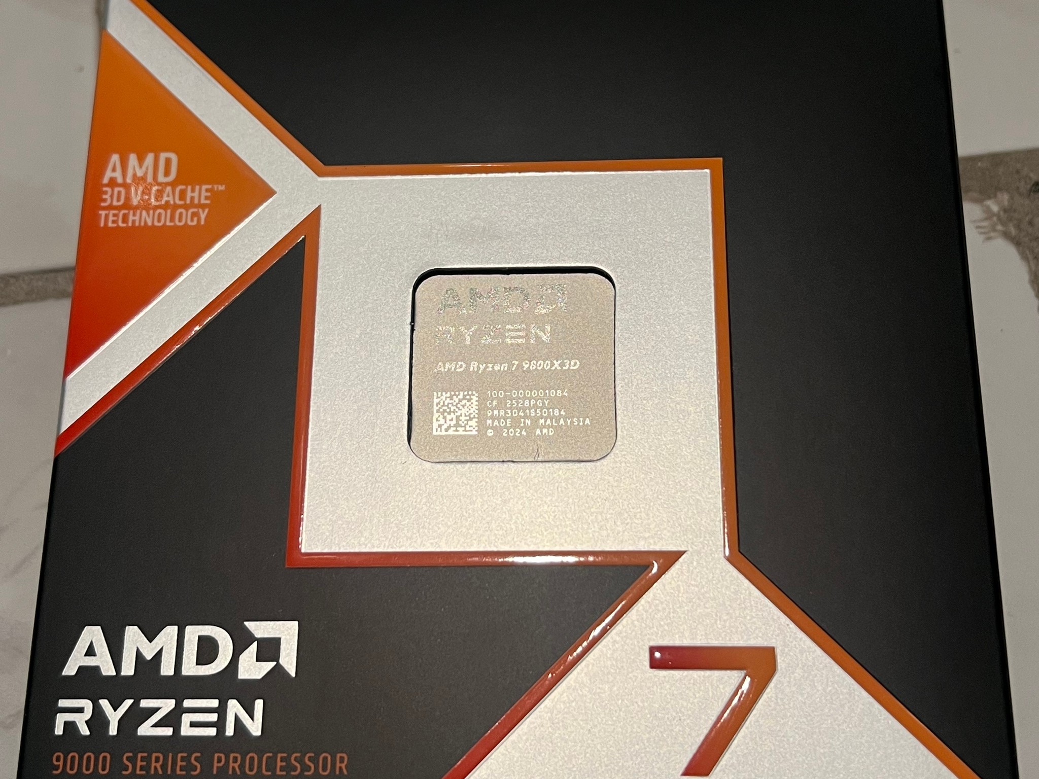 NEW AMD Ryzen 7 9800X3D Granite Ridge AM5 4.70GHz 8-Core Boxed Processor