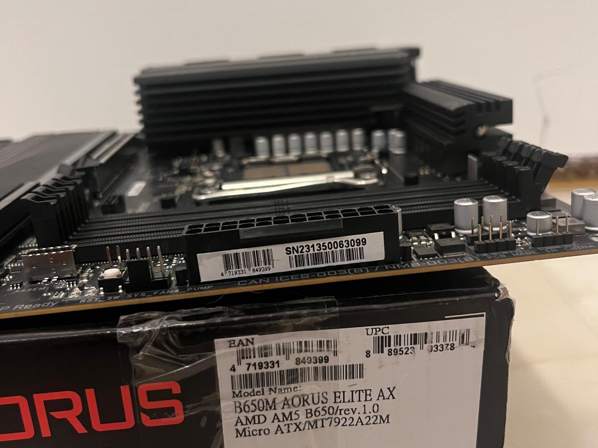 GIGABYTE B650M AORUS Elite AX (AM5/ LGA 1718/Micro-ATX/ DDR5/ 2* M.2/ PCIe 5.0)
