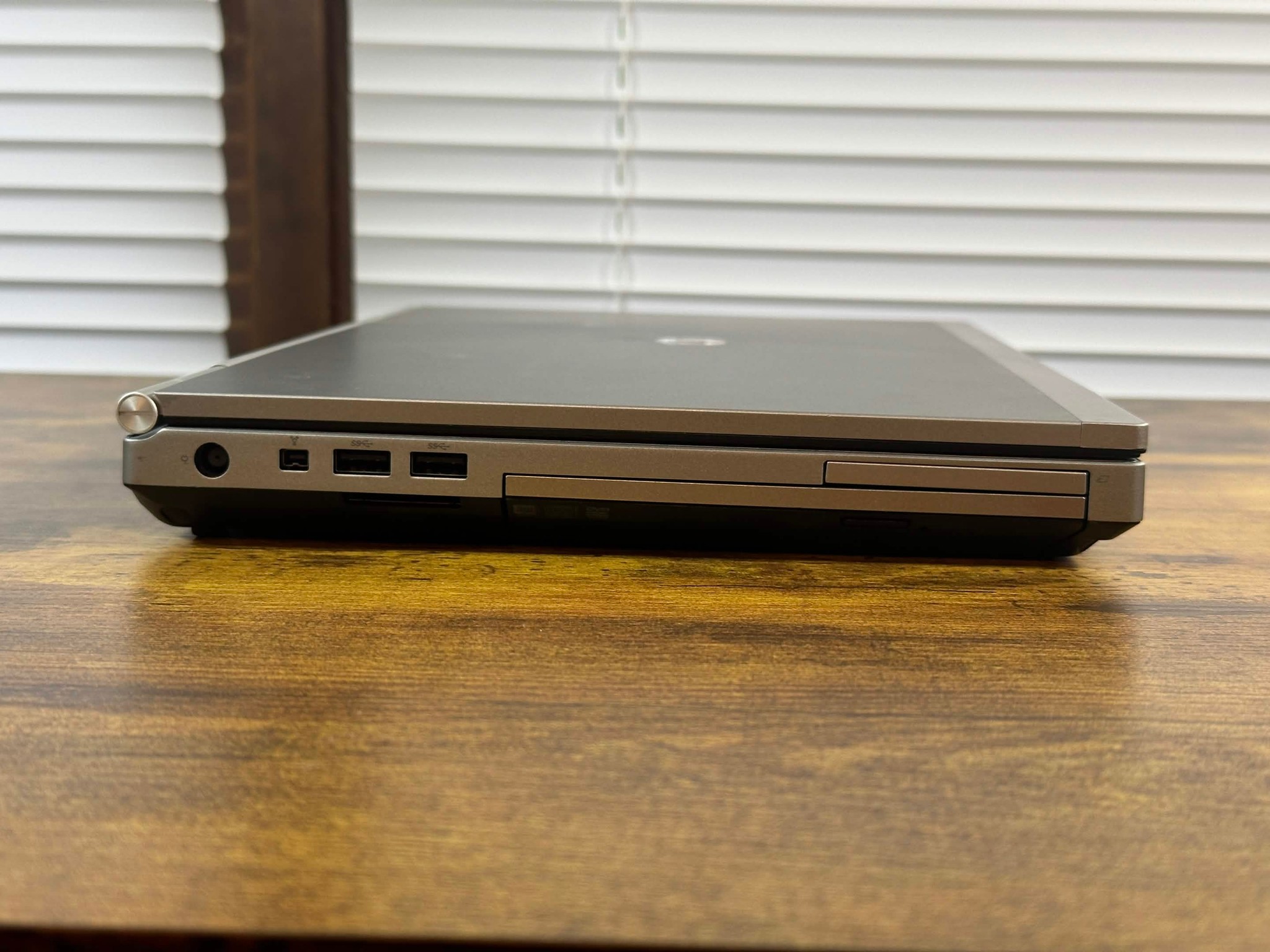 HP Elitebook 8460P | Intel i7 2630QM | 8GB DDR3 | 256GB SSD | HD Graphics | Win 11 | 14" Laptop