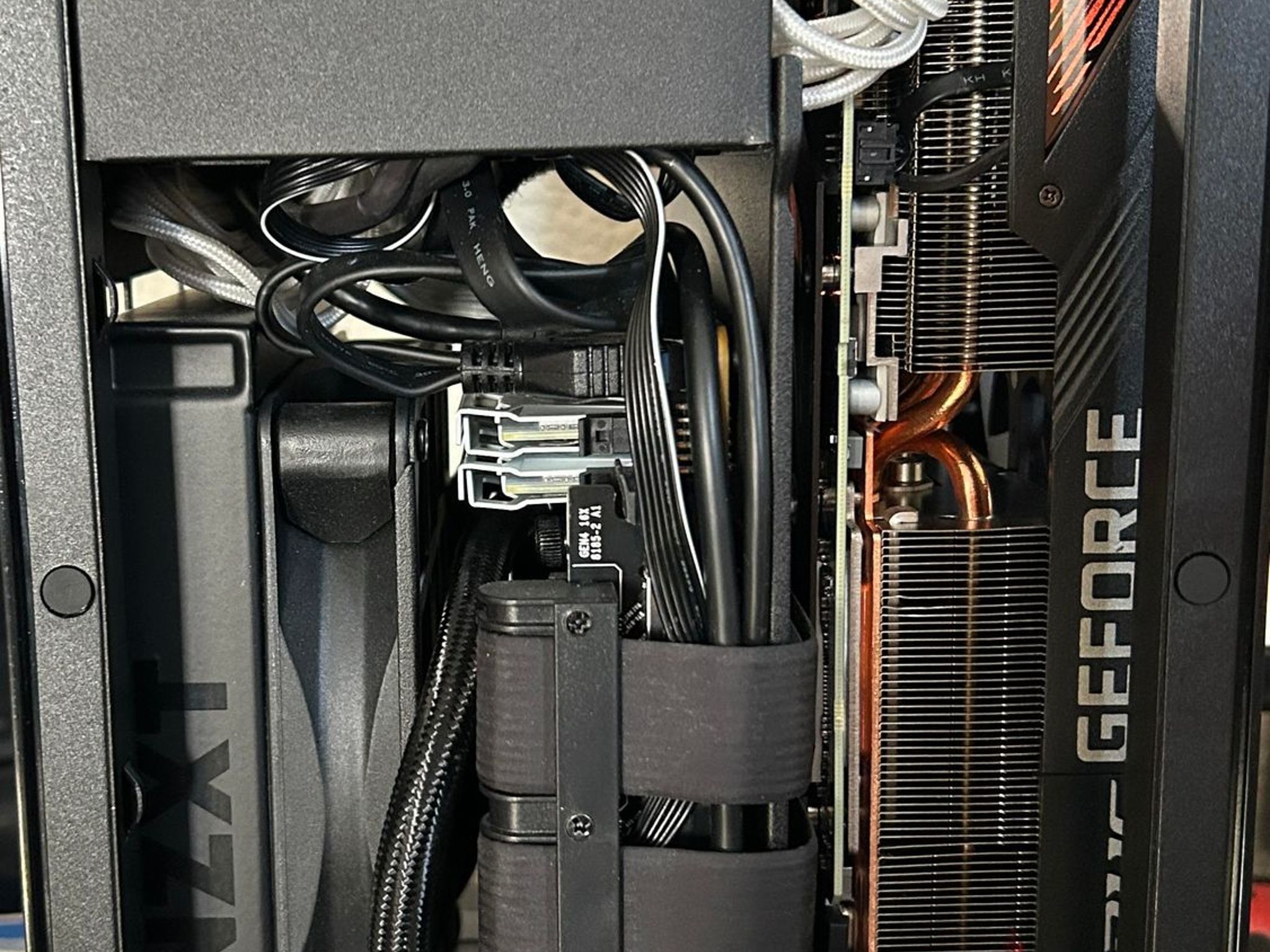 NOT WORKING Gigabyte Aorus RTX 3090