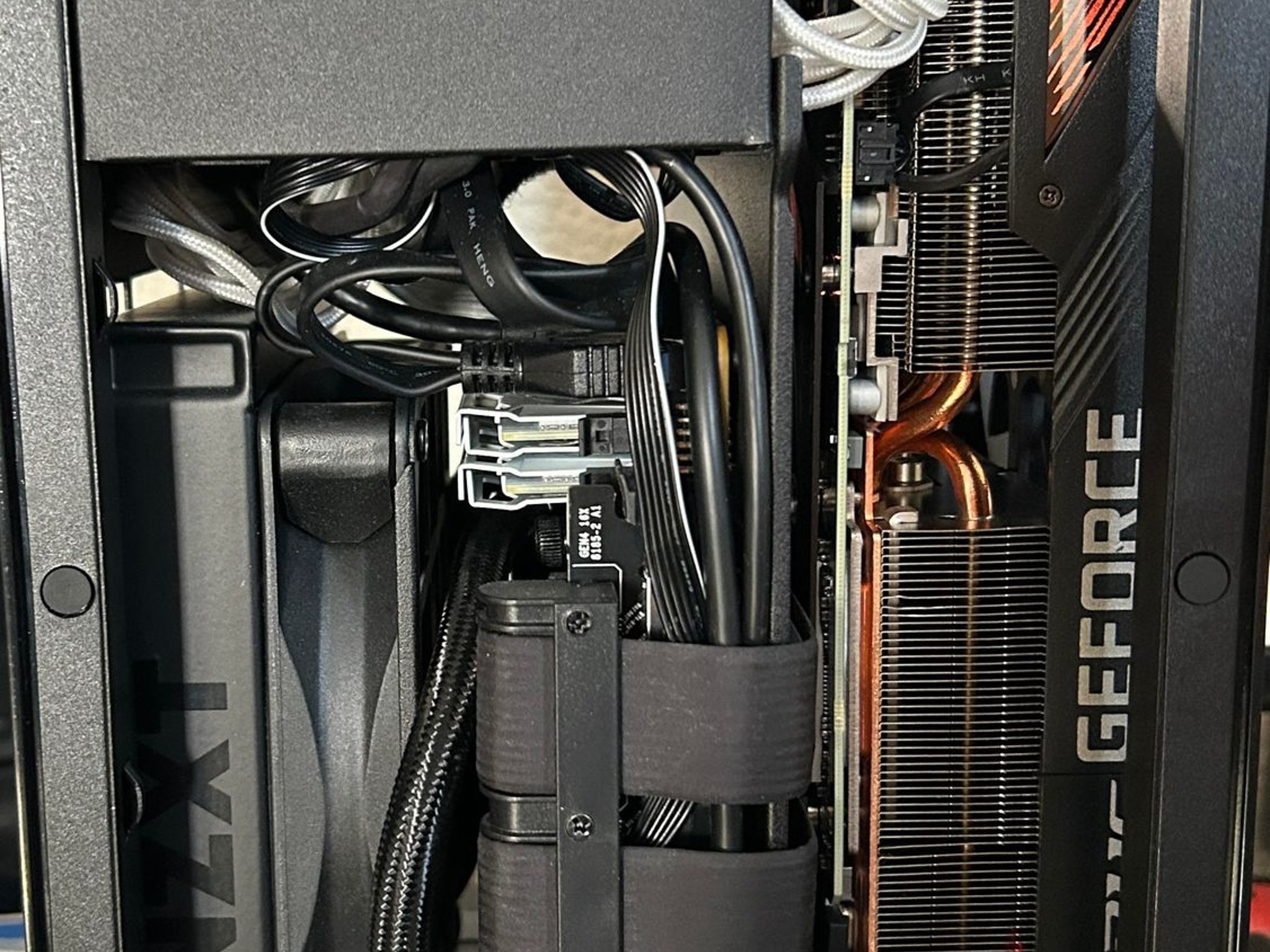 NOT WORKING Gigabyte Aorus RTX 3090