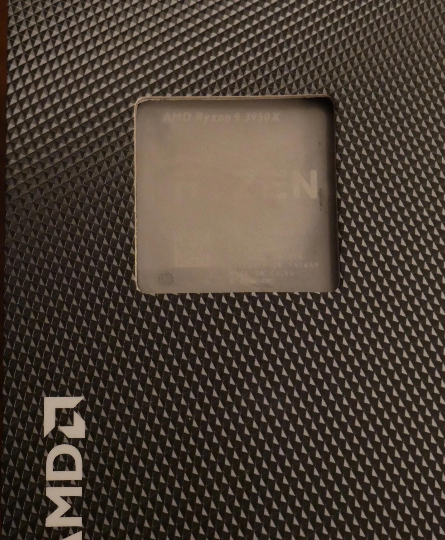 AMD Ryzen 9 3950X 3.5GHz 16-Core (100-100000051WOF) Processor
