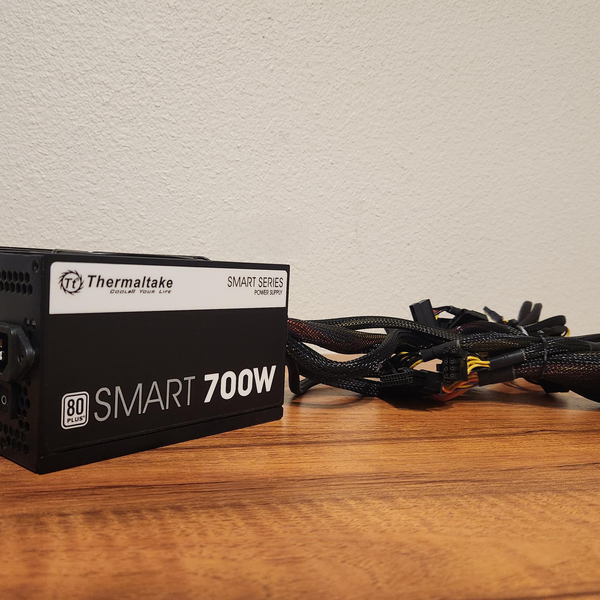 Thermaltake 700W Smart Series PSU