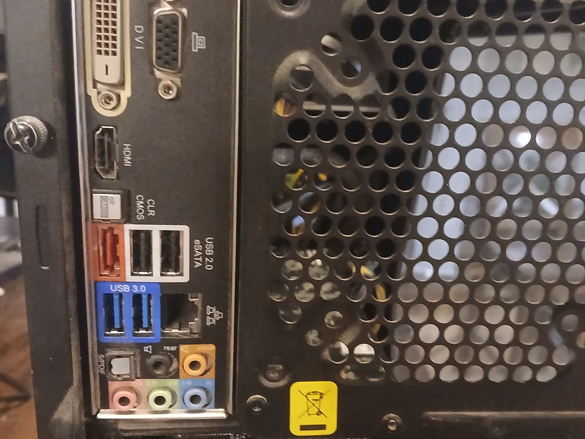 1080p 144hz 24 inch TN monitor / Intel I7 3770k / GTX 780 / 16 GB RAM