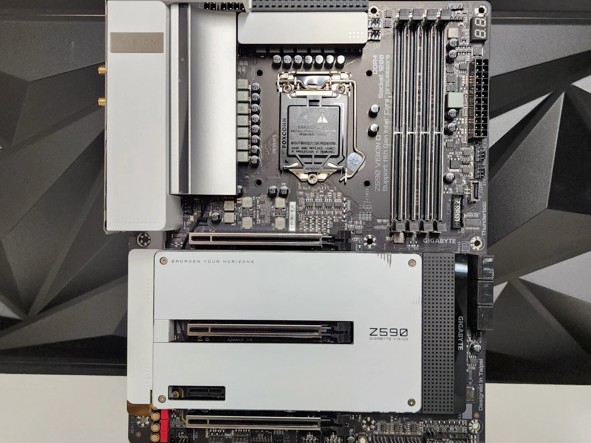 UPDATED BIOS Gigabyte Z590 Vision D WIFI DDR4 LGA 1200 ATX Motherboard