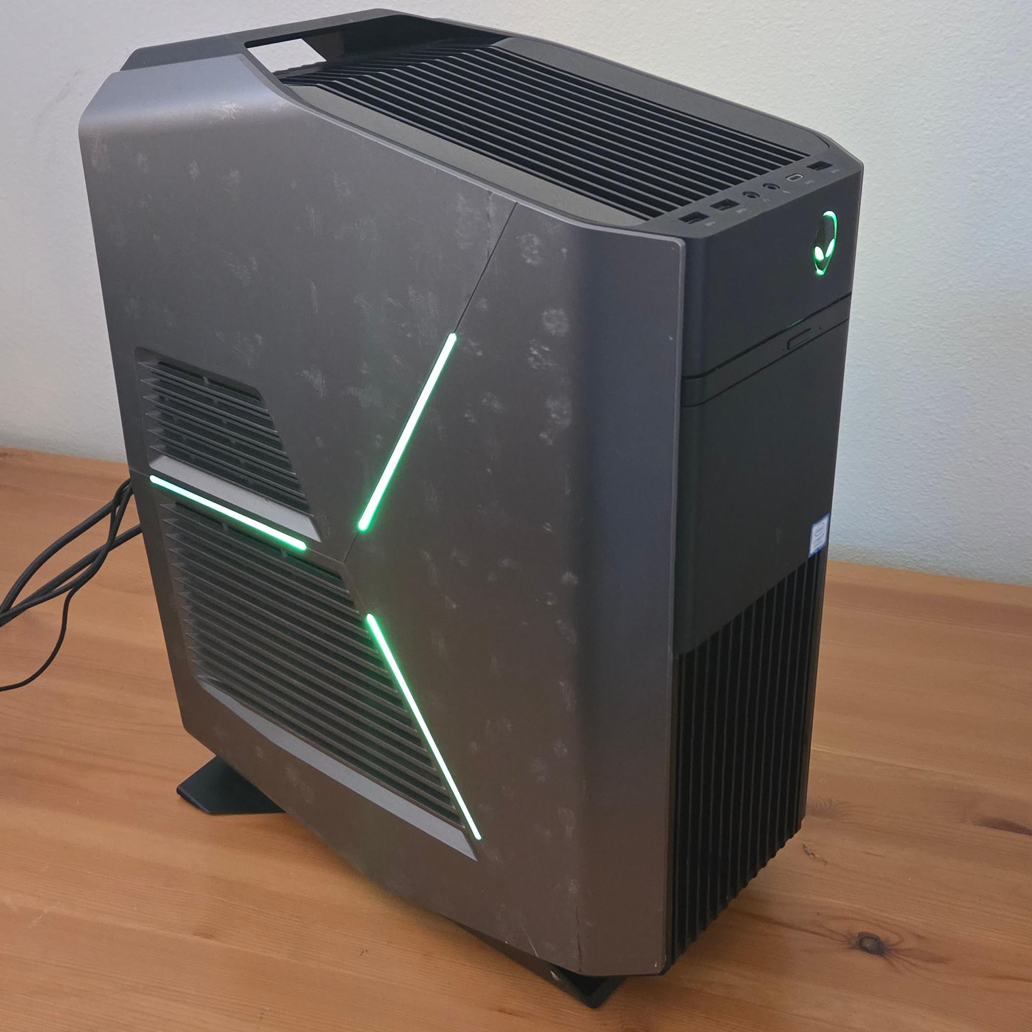 Budget Gaming Done Right! ❄️Liquid Cooled i7 8700❄️| GTX 1070 8GB | 16GB Ram | Windows 11