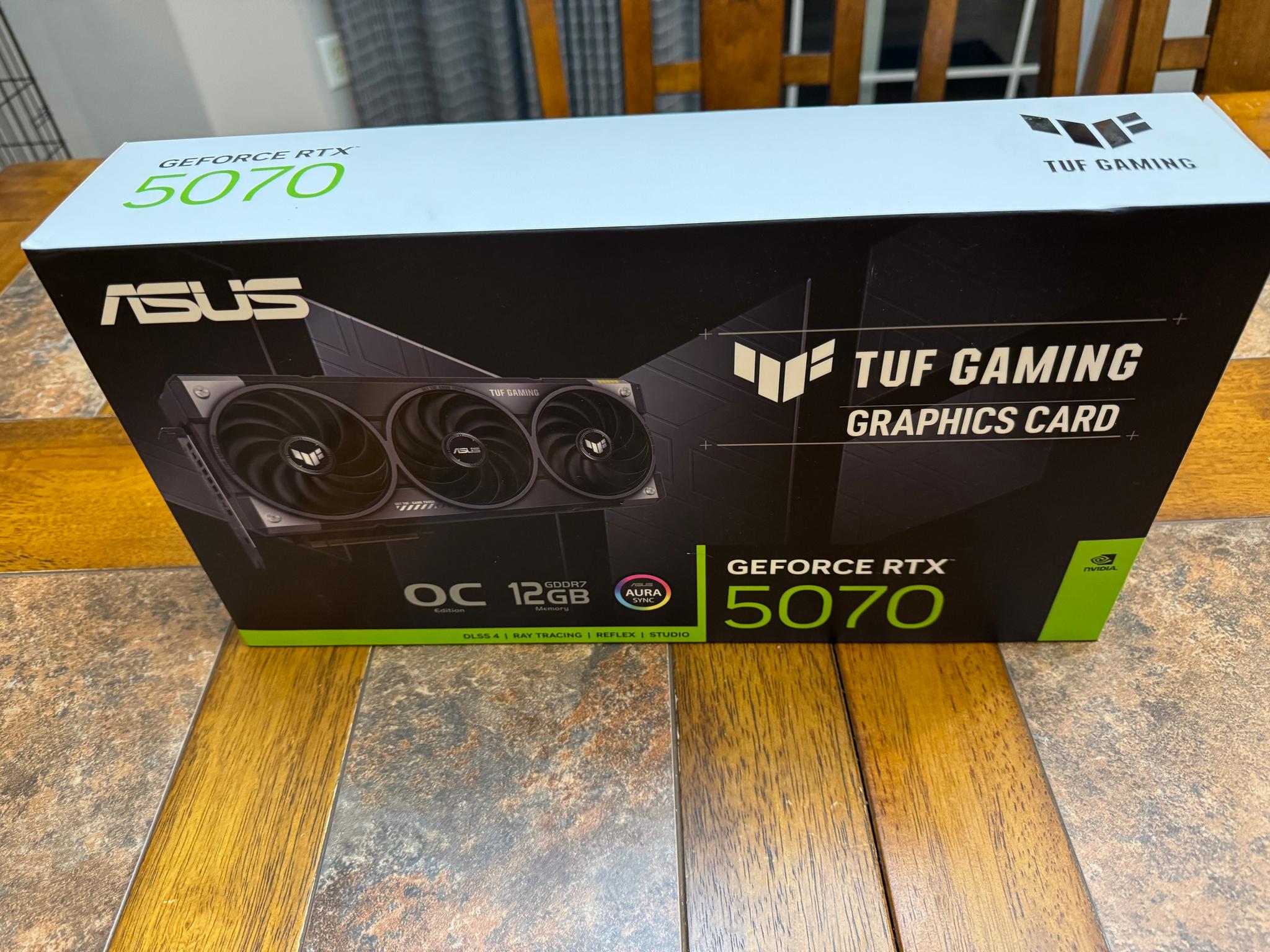 ASUS TUF Gaming GeForce RTX 5070 OC Edition