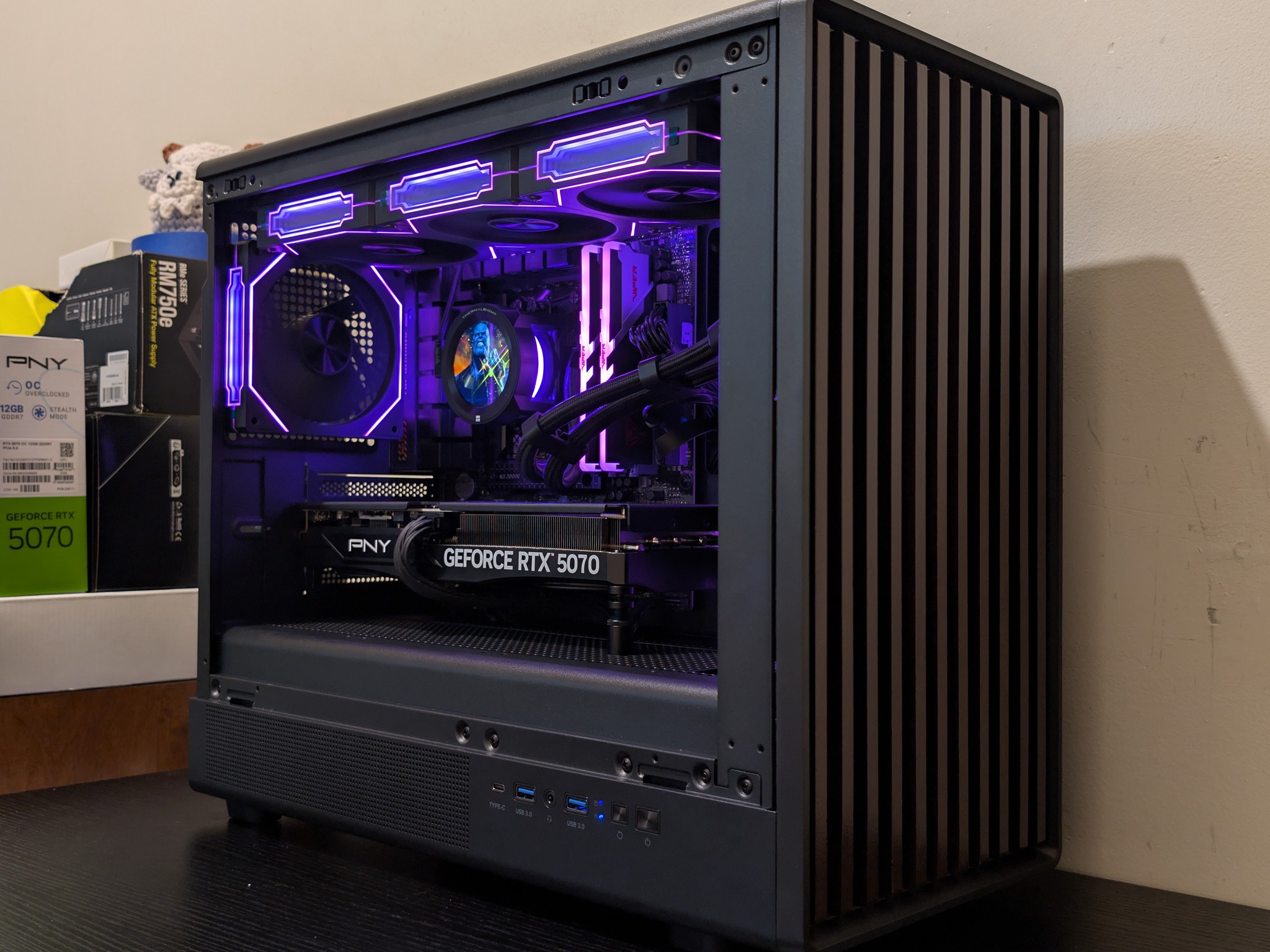 🔥🪵 1440p Gaming Beast | RTX 5070 | Ryzen 7600X | 2TB SSD | 32GB RAM | WiFi 6 & Bluetooth 🪵🔥