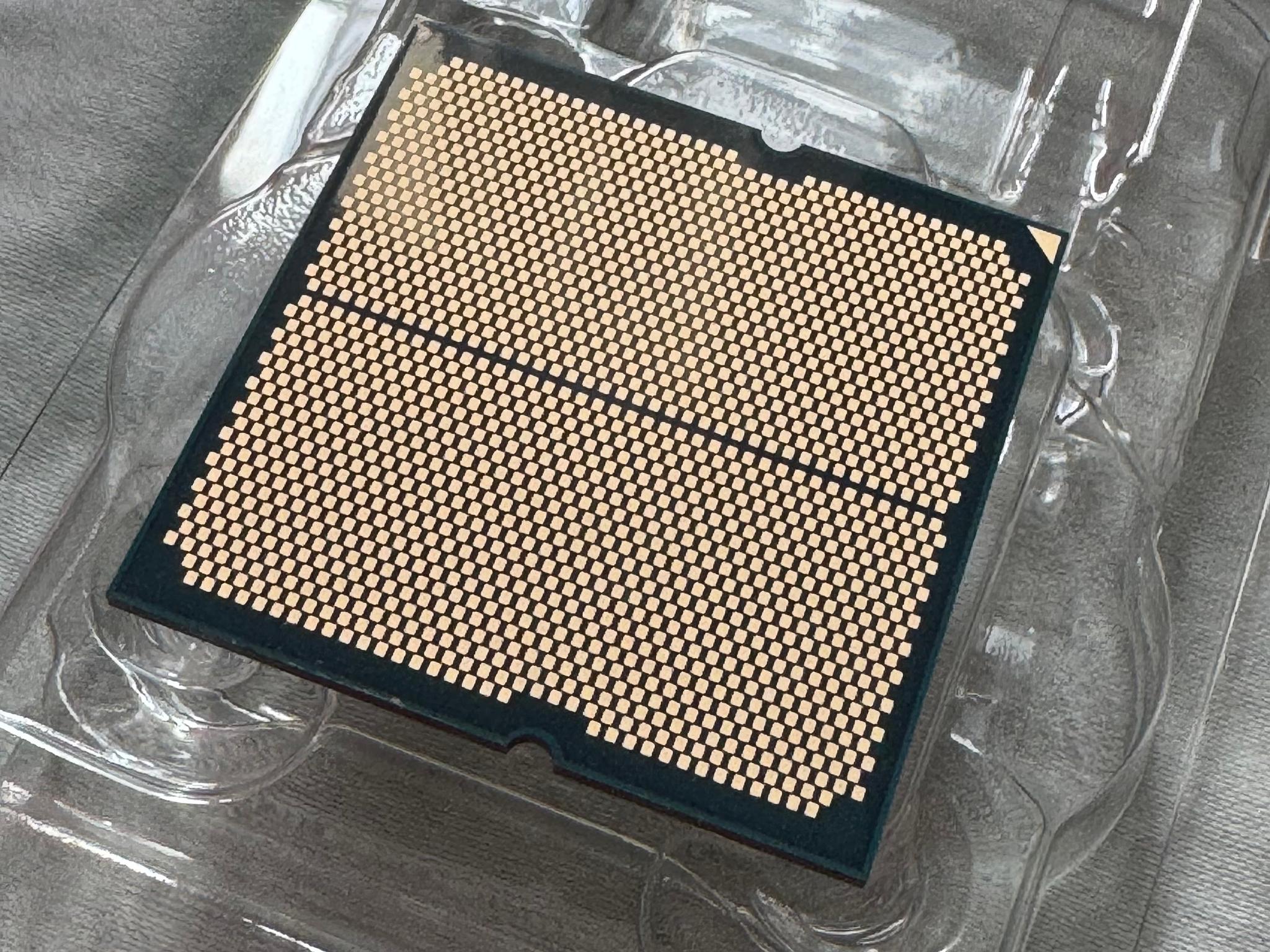 AMD Ryzen 7 9850X3D - Image 5