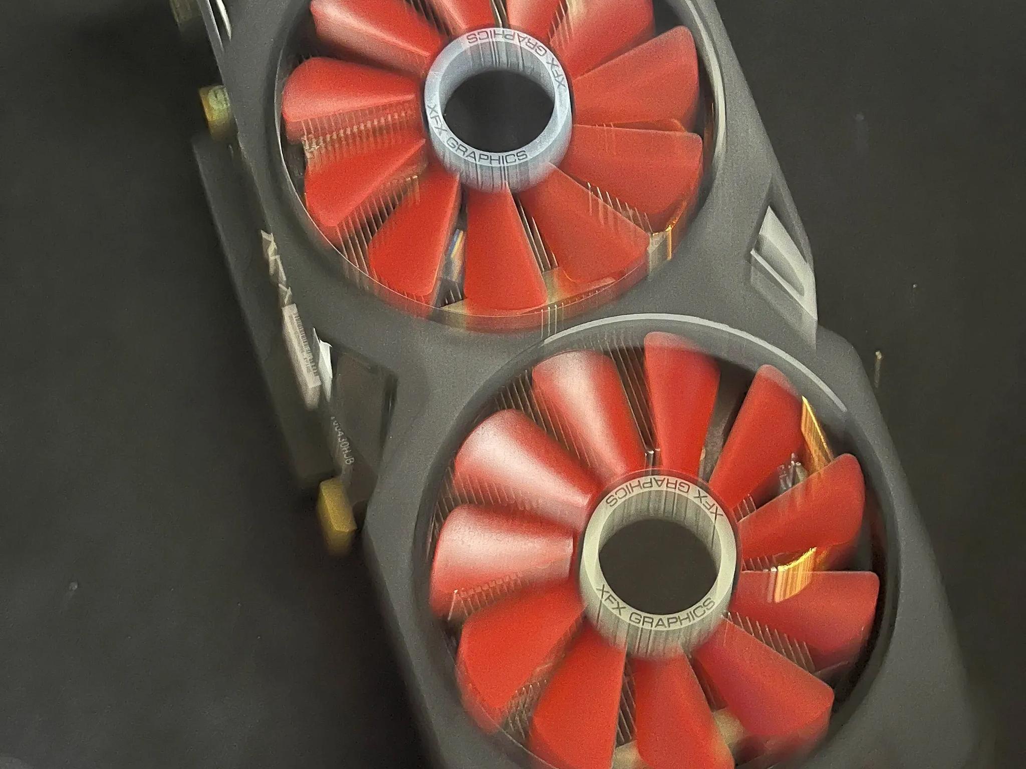 AMD RX 570 w/o cables
