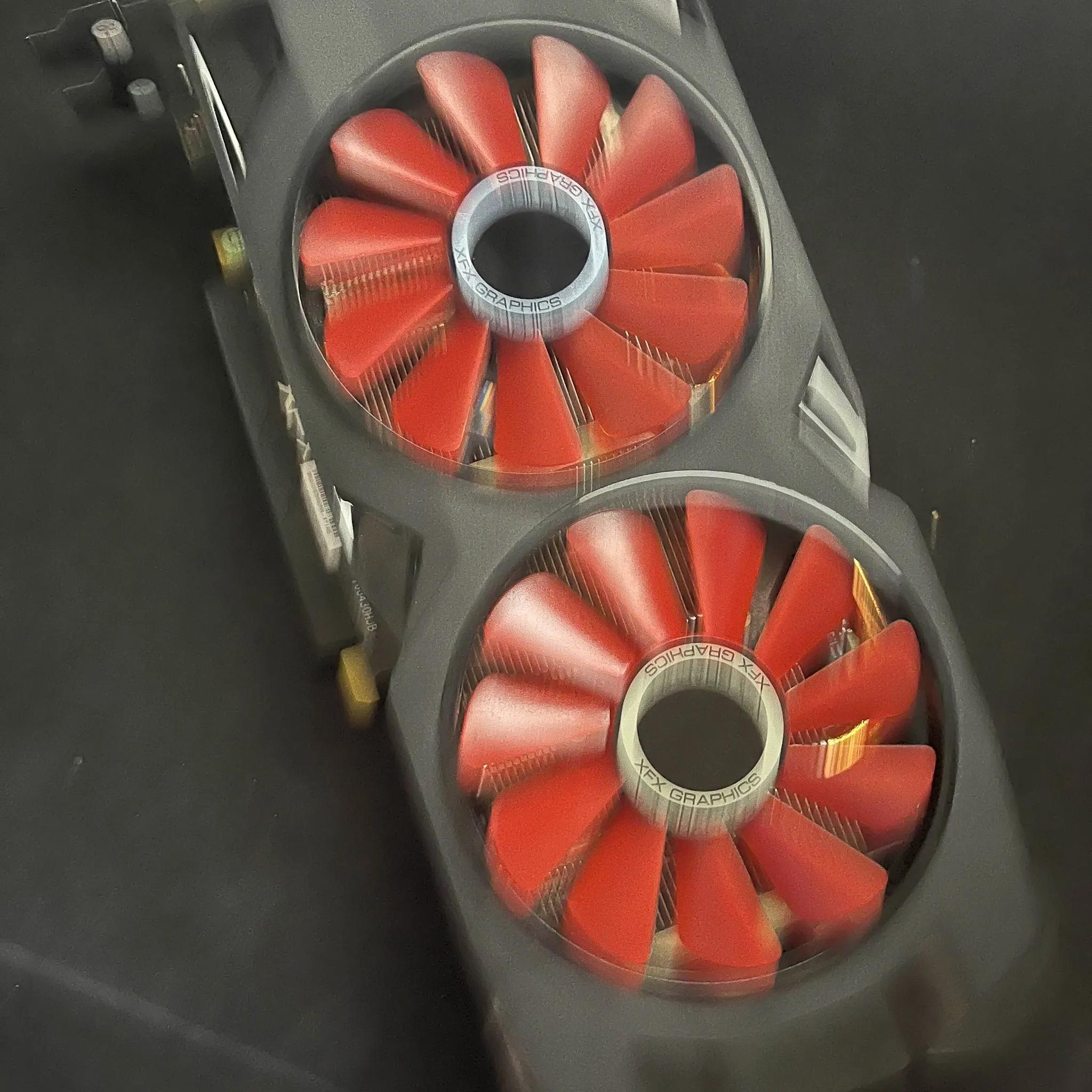 AMD RX 570 w/o cables