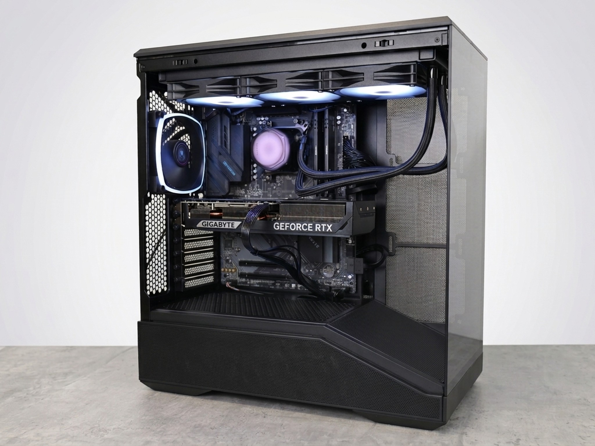 1440p/4K Ready Custom PC | 7900X | 5070 | 32GB | 2TB