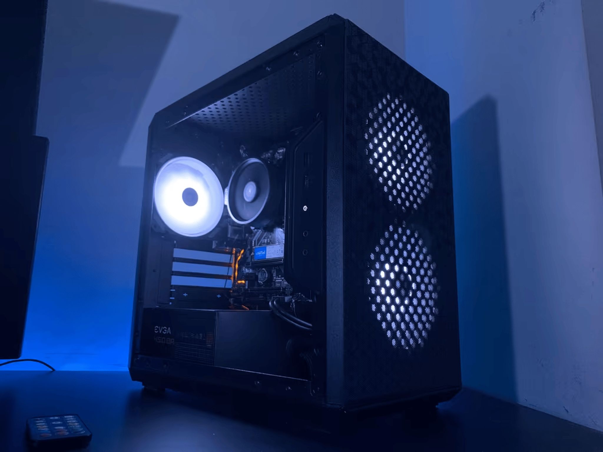 Budget Gaming PC (Ryzen 3200G, 16GB RAM)