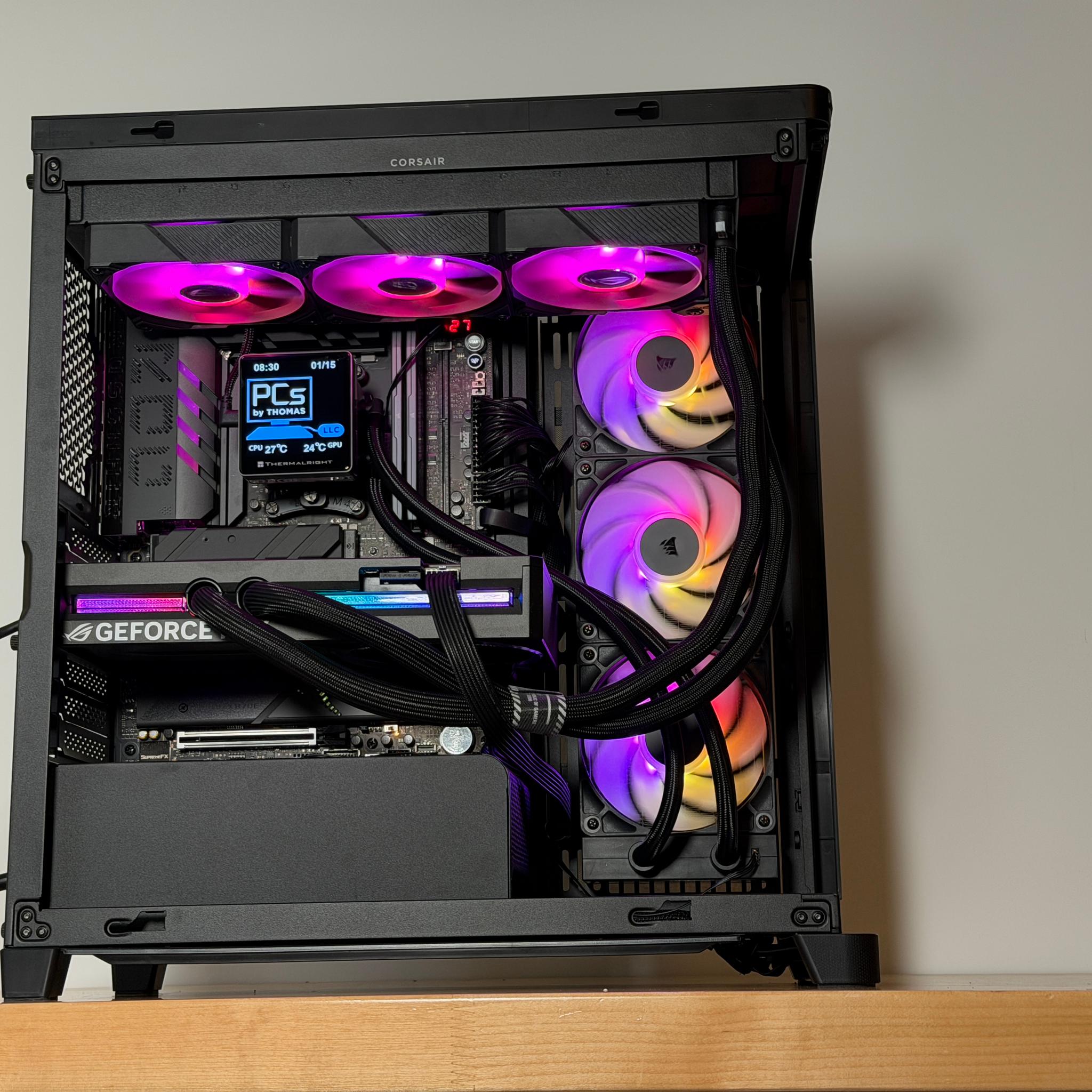 RTX 5090 Astral Liquid Cooled, Ryzen 7 9800x3d Gaming/Workstation PC