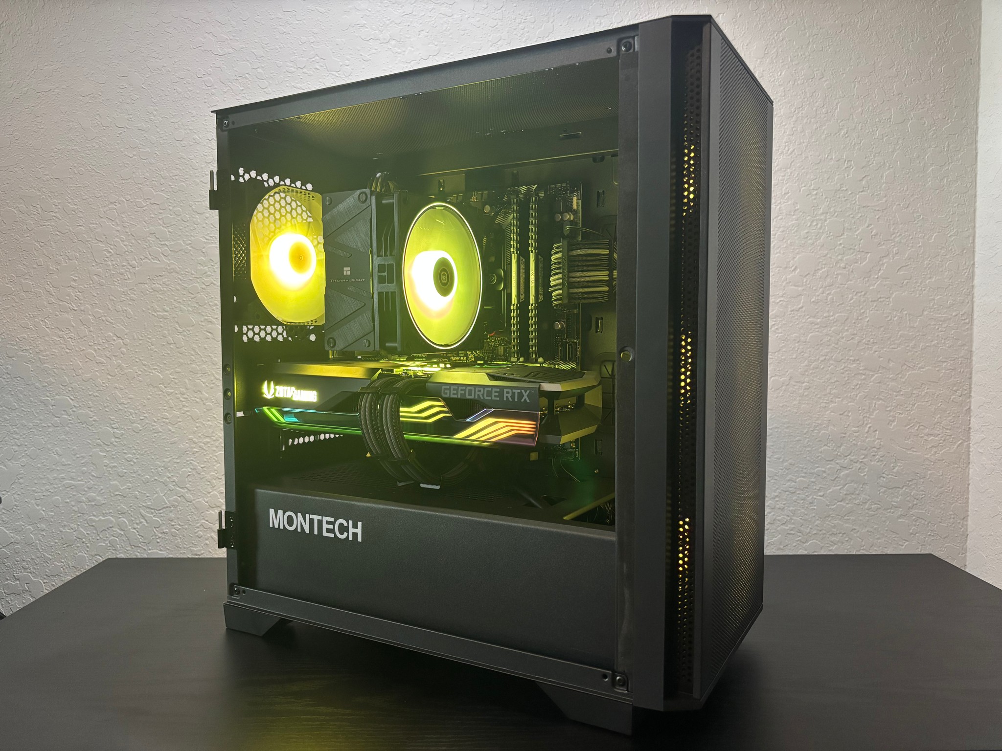 Ryzen 7 3700x / RTX 3070 / 32GB DDR4 / 1TB NVMe