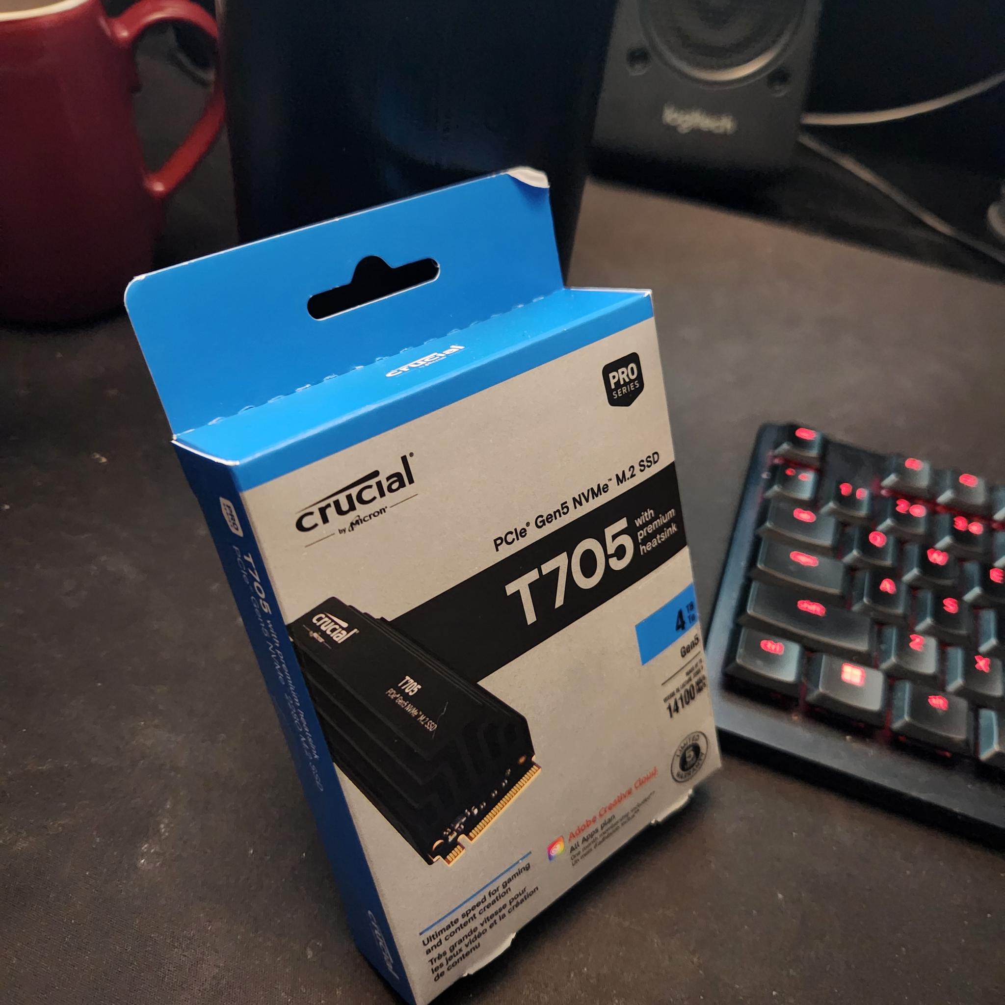 Crucial T705 4TB PCIe Gen5 NVMe M.2 SSD with Heatsink