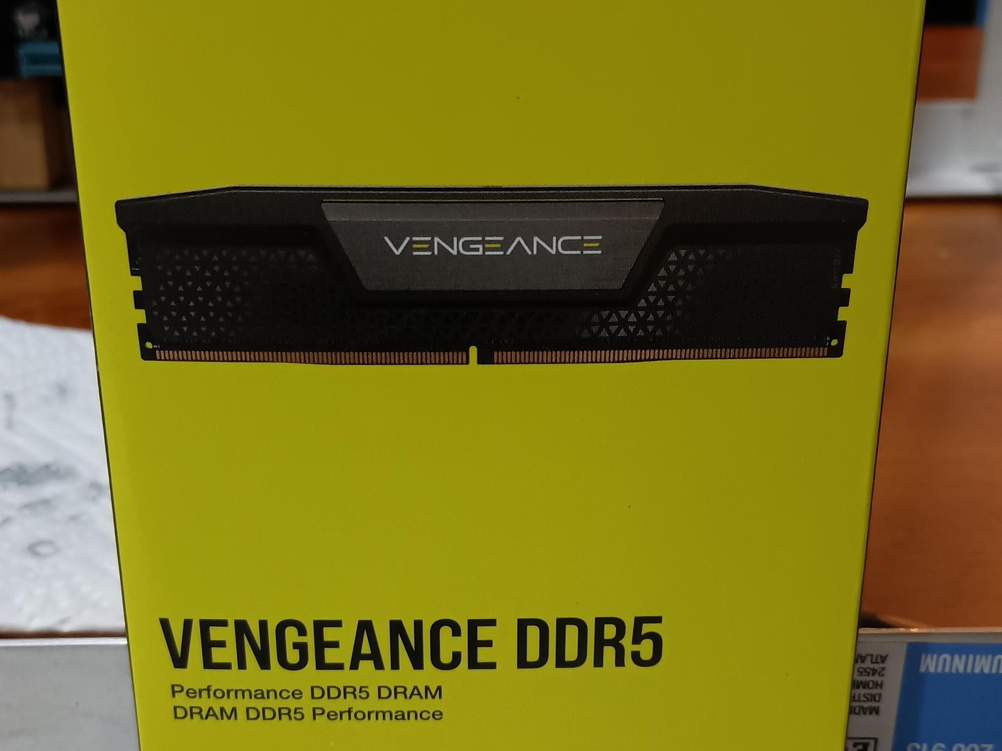 32gb DDR5 5600mhz (2x 16gb) Corsair Vengeance memory kit